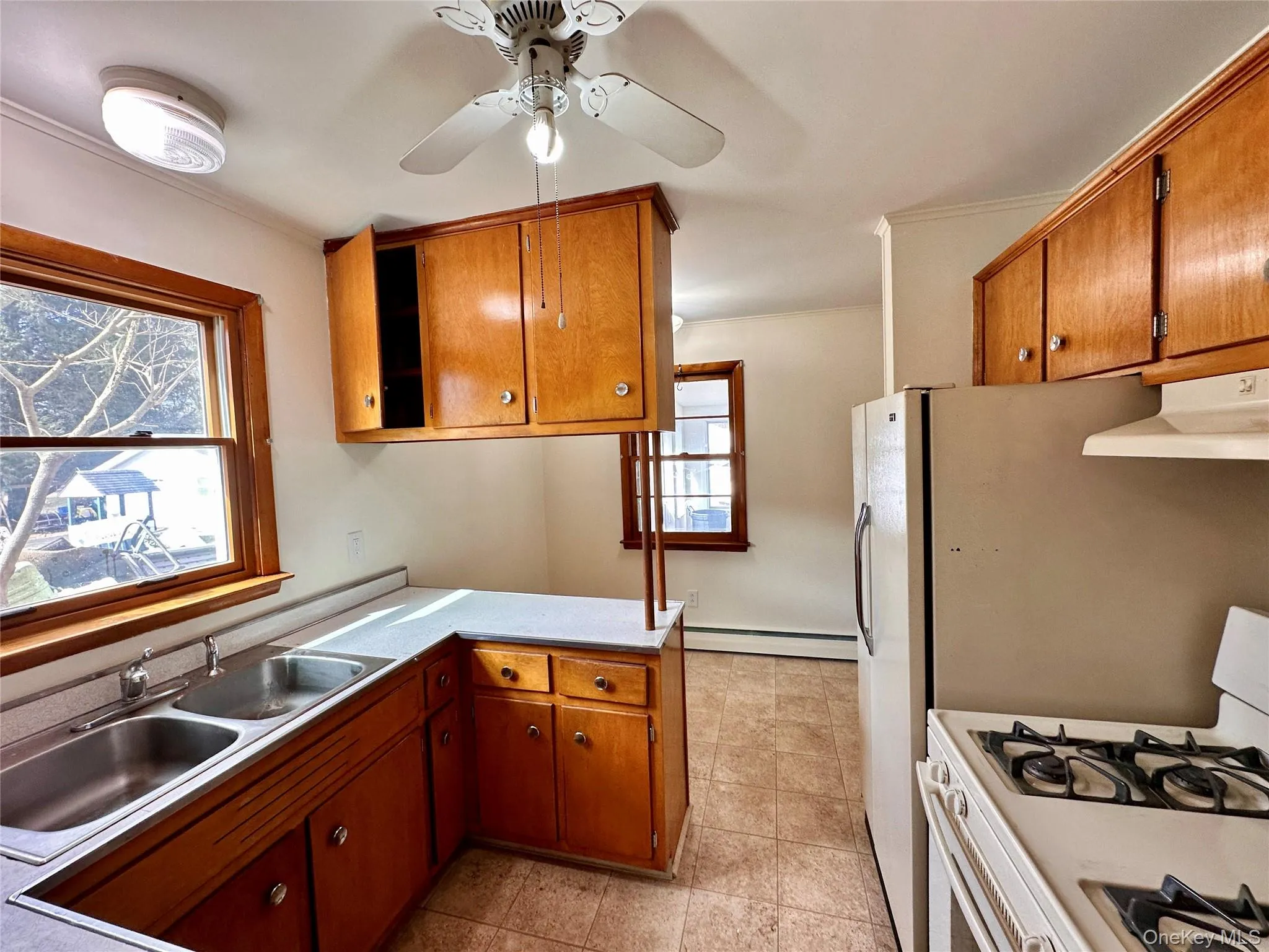 10 Smith Street, Red Hook, NY, 3 Bedrooms Bedrooms, 7 Rooms Rooms,1 BathroomBathrooms,Residential Lease,For Rent,Smith,0,981520 10 Smith Street, Red Hook, NY, 3 Bedrooms Bedrooms, 7 Rooms Rooms,1 BathroomBathrooms,Residential Lease,For Rent,Smith,0,981520