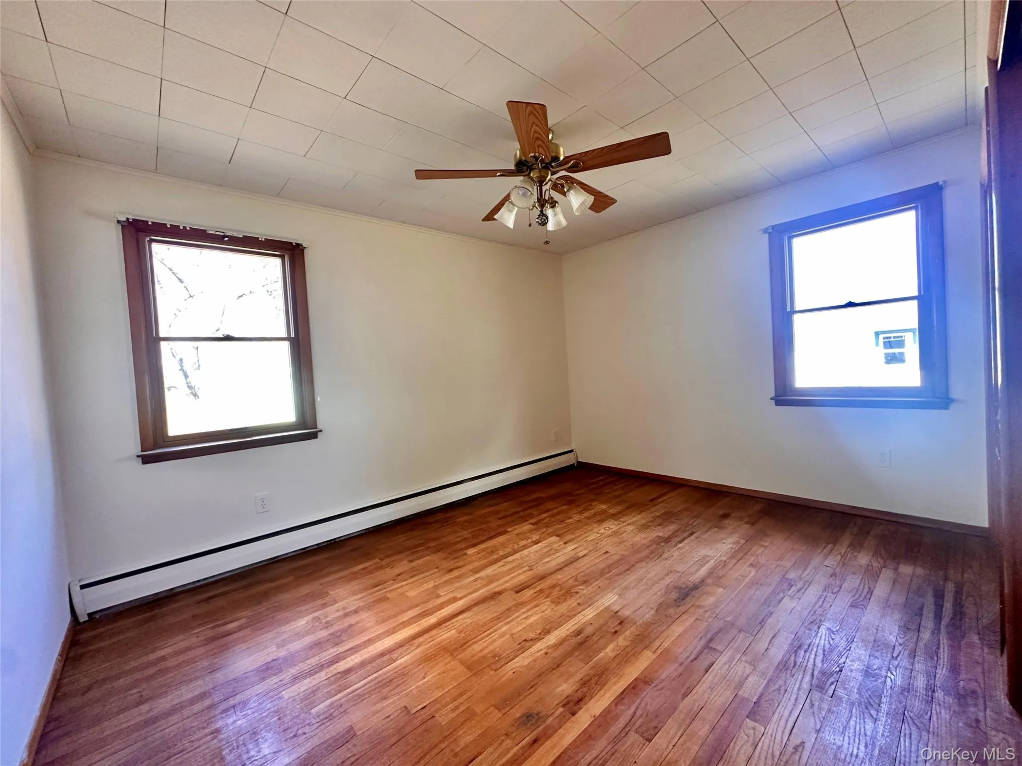 10 Smith Street, Red Hook, NY, 3 Bedrooms Bedrooms, 7 Rooms Rooms,1 BathroomBathrooms,Residential Lease,For Rent,Smith,0,981520 10 Smith Street, Red Hook, NY, 3 Bedrooms Bedrooms, 7 Rooms Rooms,1 BathroomBathrooms,Residential Lease,For Rent,Smith,0,981520