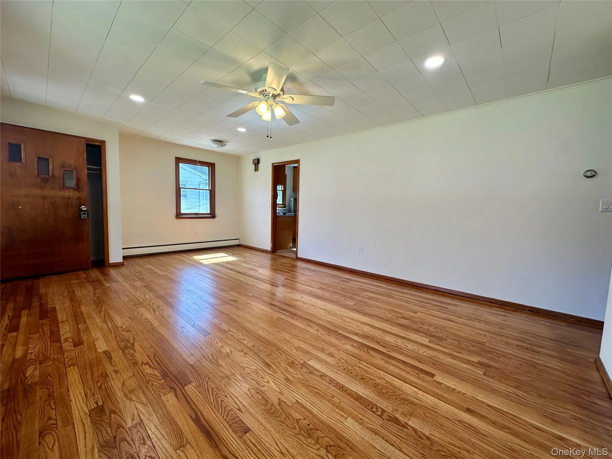 10 Smith Street, Red Hook, NY, 3 Bedrooms Bedrooms, 7 Rooms Rooms,1 BathroomBathrooms,Residential Lease,For Rent,Smith,0,981520 10 Smith Street, Red Hook, NY, 3 Bedrooms Bedrooms, 7 Rooms Rooms,1 BathroomBathrooms,Residential Lease,For Rent,Smith,0,981520