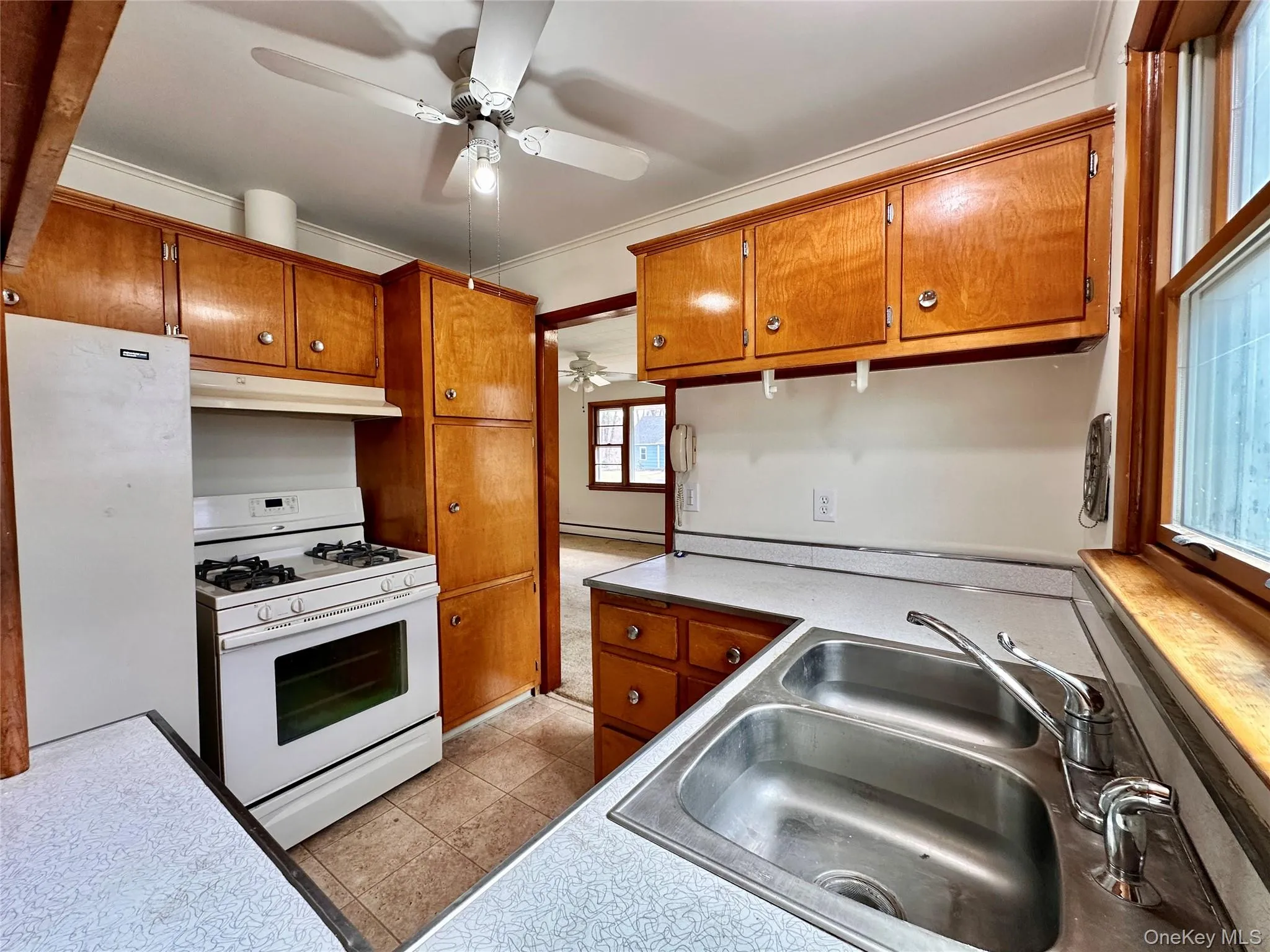 10 Smith Street, Red Hook, NY, 3 Bedrooms Bedrooms, 7 Rooms Rooms,1 BathroomBathrooms,Residential Lease,For Rent,Smith,0,981520 10 Smith Street, Red Hook, NY, 3 Bedrooms Bedrooms, 7 Rooms Rooms,1 BathroomBathrooms,Residential Lease,For Rent,Smith,0,981520