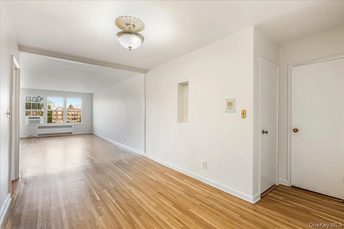 366 Stewart Avenue, Hempstead, NY, 2 Bedrooms Bedrooms, 5 Rooms Rooms,1 BathroomBathrooms,Residential Sale,For Rent,Stewart,0,981532 366 Stewart Avenue, Hempstead, NY, 2 Bedrooms Bedrooms, 5 Rooms Rooms,1 BathroomBathrooms,Residential Sale,For Rent,Stewart,0,981532