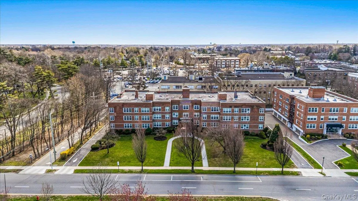 366 Stewart Avenue, Hempstead, NY, 2 Bedrooms Bedrooms, 5 Rooms Rooms,1 BathroomBathrooms,Residential Sale,For Rent,Stewart,0,981532 366 Stewart Avenue, Hempstead, NY, 2 Bedrooms Bedrooms, 5 Rooms Rooms,1 BathroomBathrooms,Residential Sale,For Rent,Stewart,0,981532