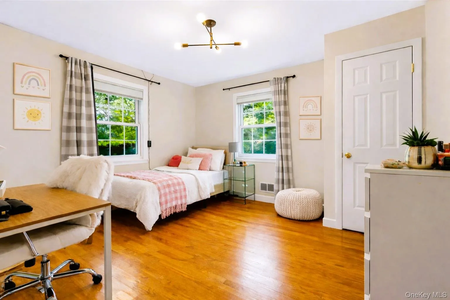 88 Spier Road, Scarsdale, NY, 4 Bedrooms Bedrooms, 9 Rooms Rooms,3 BathroomsBathrooms,Residential Lease,For Rent,Spier,0,981551 88 Spier Road, Scarsdale, NY, 4 Bedrooms Bedrooms, 9 Rooms Rooms,3 BathroomsBathrooms,Residential Lease,For Rent,Spier,0,981551