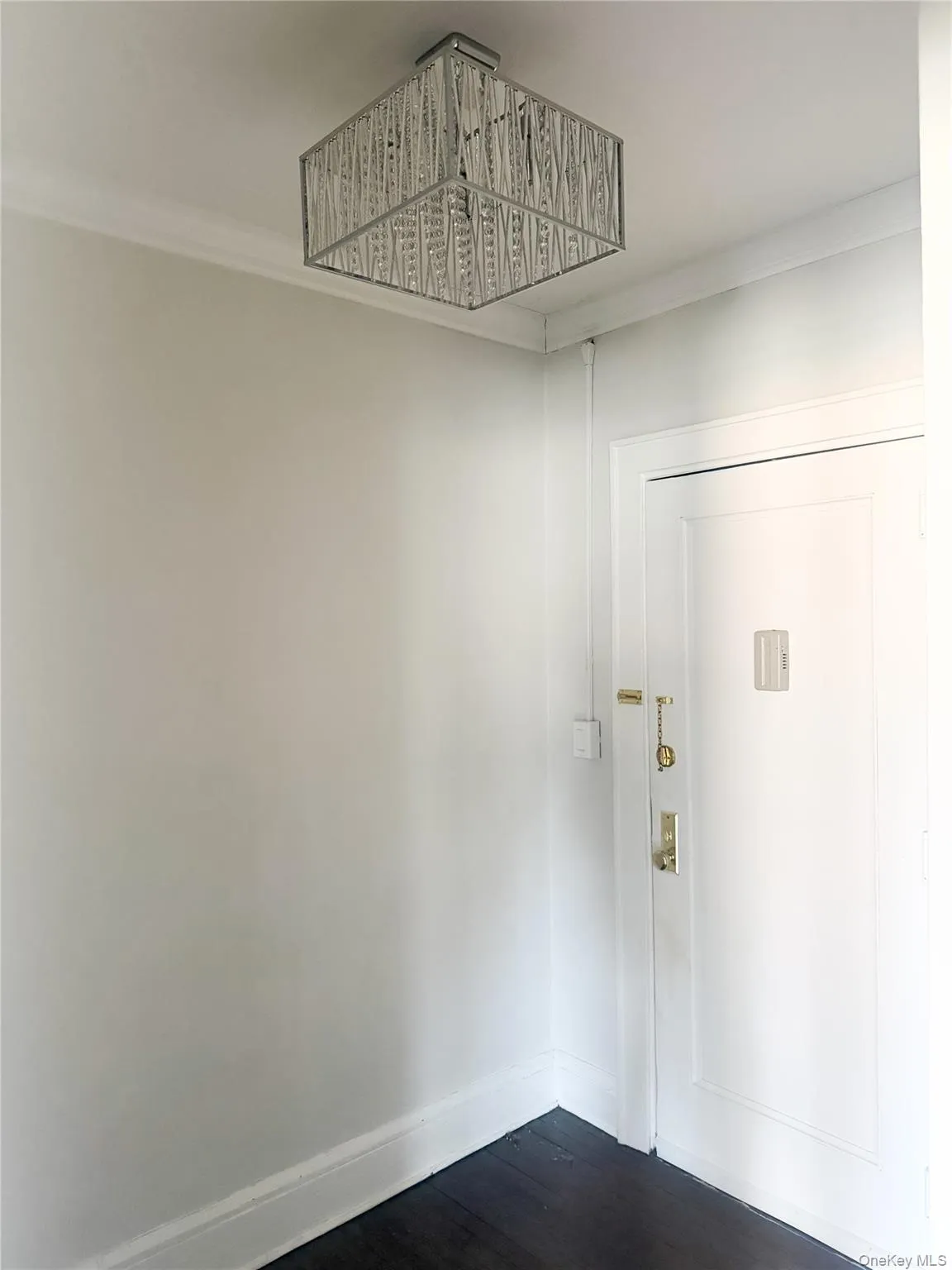 16 Minerva Place, White Plains, NY, 2 Bedrooms Bedrooms, 5 Rooms Rooms,1 BathroomBathrooms,Residential Lease,For Rent,Minerva,0,981553 16 Minerva Place, White Plains, NY, 2 Bedrooms Bedrooms, 5 Rooms Rooms,1 BathroomBathrooms,Residential Lease,For Rent,Minerva,0,981553