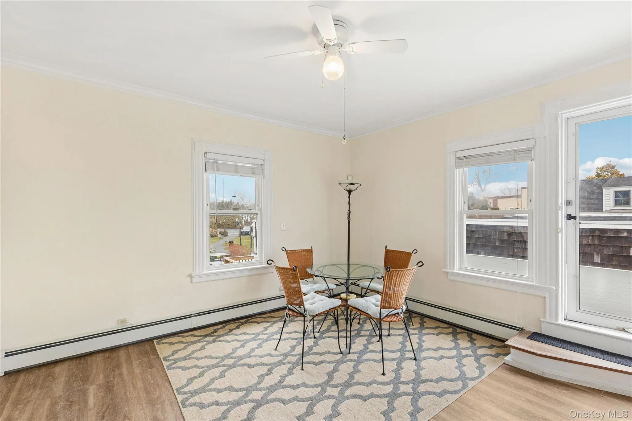 90 Main Street, Southampton, NY, 1 Bedroom Bedrooms, 4 Rooms Rooms,1 BathroomBathrooms,Residential Lease,For Rent,Main,0,981566 90 Main Street, Southampton, NY, 1 Bedroom Bedrooms, 4 Rooms Rooms,1 BathroomBathrooms,Residential Lease,For Rent,Main,0,981566