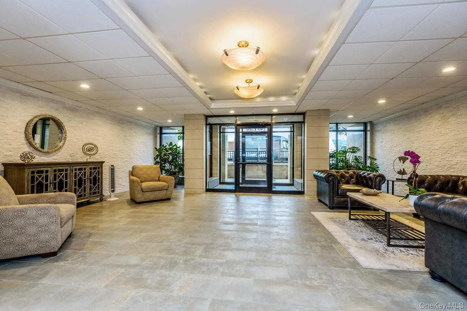 Luxurious Lobby Luxurious Lobby