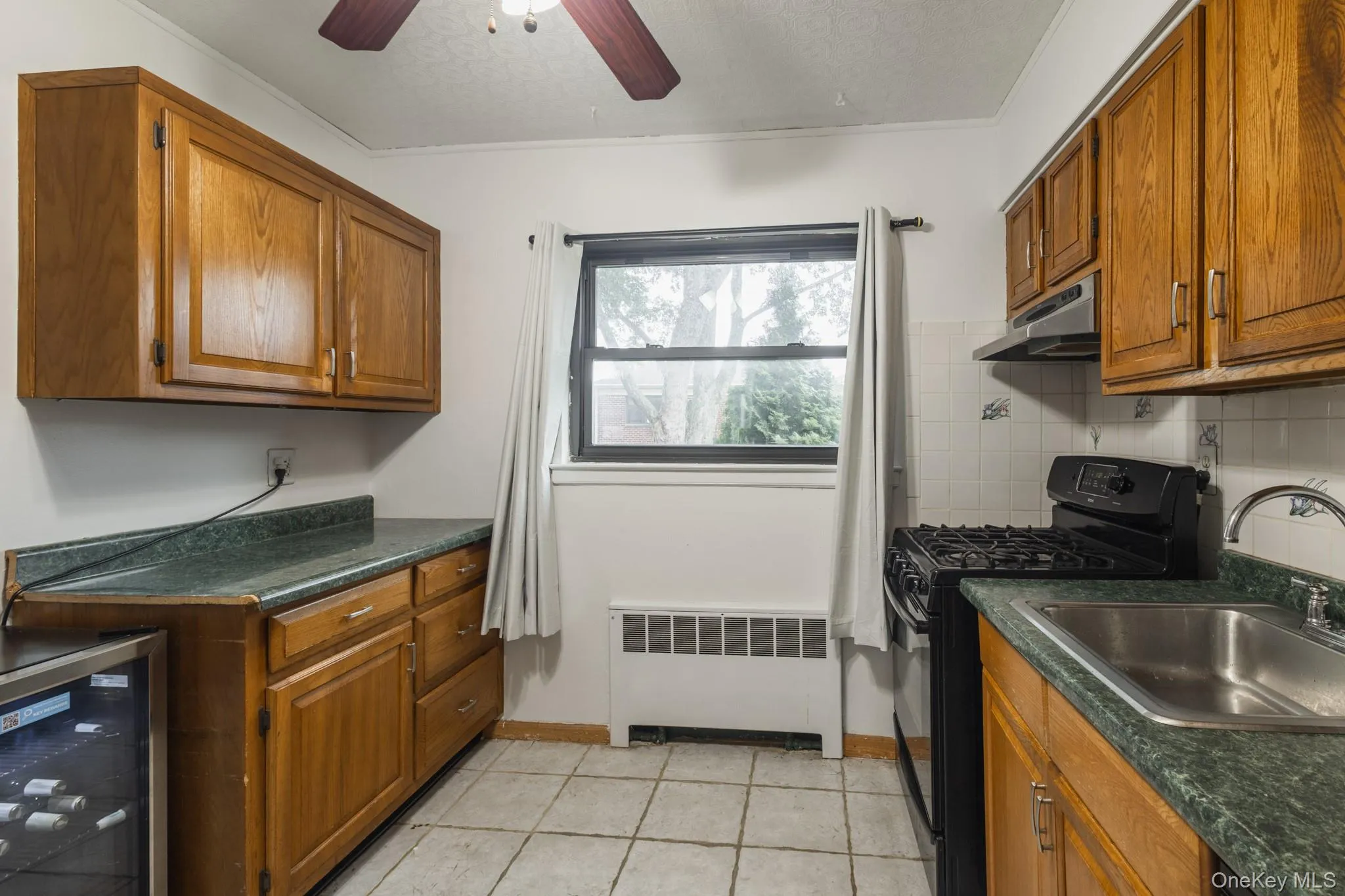 74-81 220th Street, New York, NY, 2 Bedrooms Bedrooms, 4 Rooms Rooms,1 BathroomBathrooms,Residential,For Rent,220th,0,981587 74-81 220th Street, New York, NY, 2 Bedrooms Bedrooms, 4 Rooms Rooms,1 BathroomBathrooms,Residential,For Rent,220th,0,981587