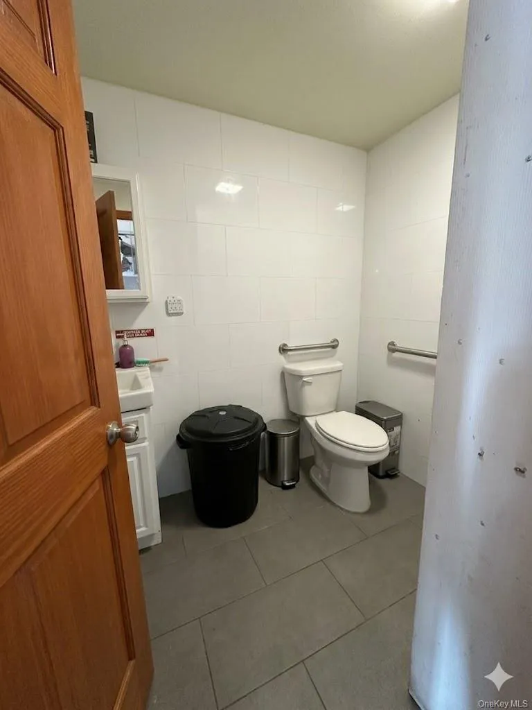 84-05 Queens Boulevard, New York, NY, ,Commercial Lease,For Rent,Queens,0,981609 84-05 Queens Boulevard, New York, NY, ,Commercial Lease,For Rent,Queens,0,981609