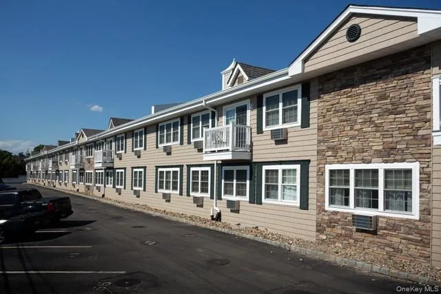 333 Candee Avenue, Islip, NY, 2 Bedrooms Bedrooms, 5 Rooms Rooms,1 BathroomBathrooms,Residential Lease,For Rent,Candee,0,981610 333 Candee Avenue, Islip, NY, 2 Bedrooms Bedrooms, 5 Rooms Rooms,1 BathroomBathrooms,Residential Lease,For Rent,Candee,0,981610