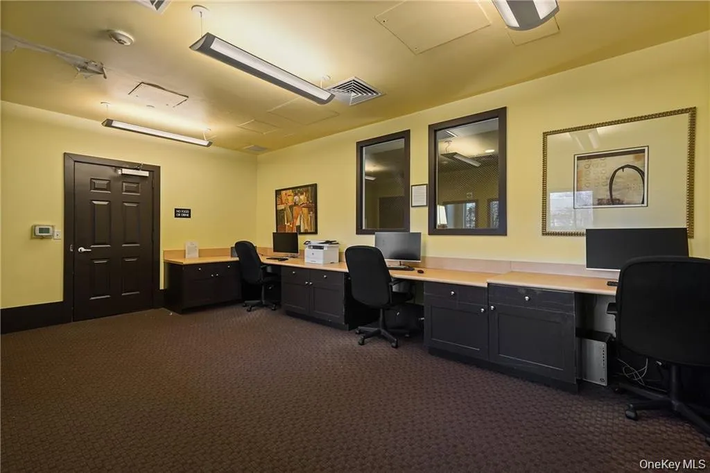 Business Center Business Center