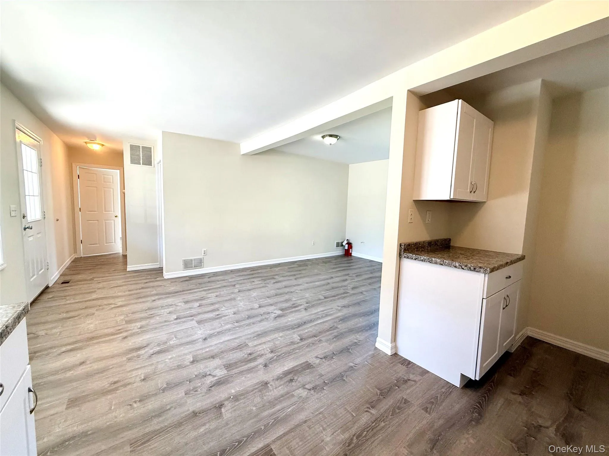 176 Myrtle Avenue, Carmel, NY, 2 Bedrooms Bedrooms, 4 Rooms Rooms,1 BathroomBathrooms,Residential Lease,For Rent,Myrtle,0,981627 176 Myrtle Avenue, Carmel, NY, 2 Bedrooms Bedrooms, 4 Rooms Rooms,1 BathroomBathrooms,Residential Lease,For Rent,Myrtle,0,981627