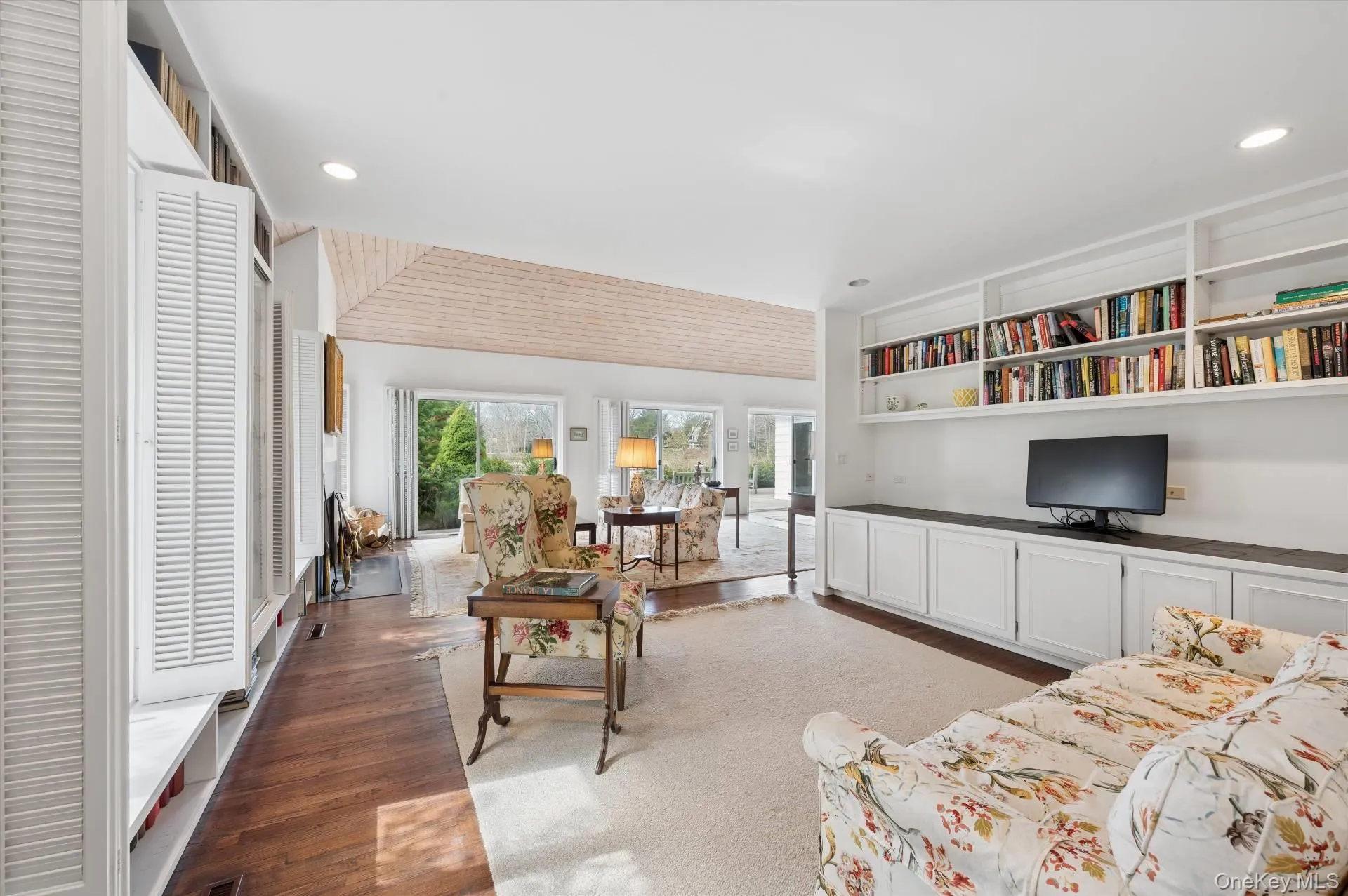 7 Penniman Point Road, Southampton, NY, 4 Bedrooms Bedrooms, 15 Rooms Rooms,3 BathroomsBathrooms,Residential,For Rent,Penniman Point,0,981632 7 Penniman Point Road, Southampton, NY, 4 Bedrooms Bedrooms, 15 Rooms Rooms,3 BathroomsBathrooms,Residential,For Rent,Penniman Point,0,981632