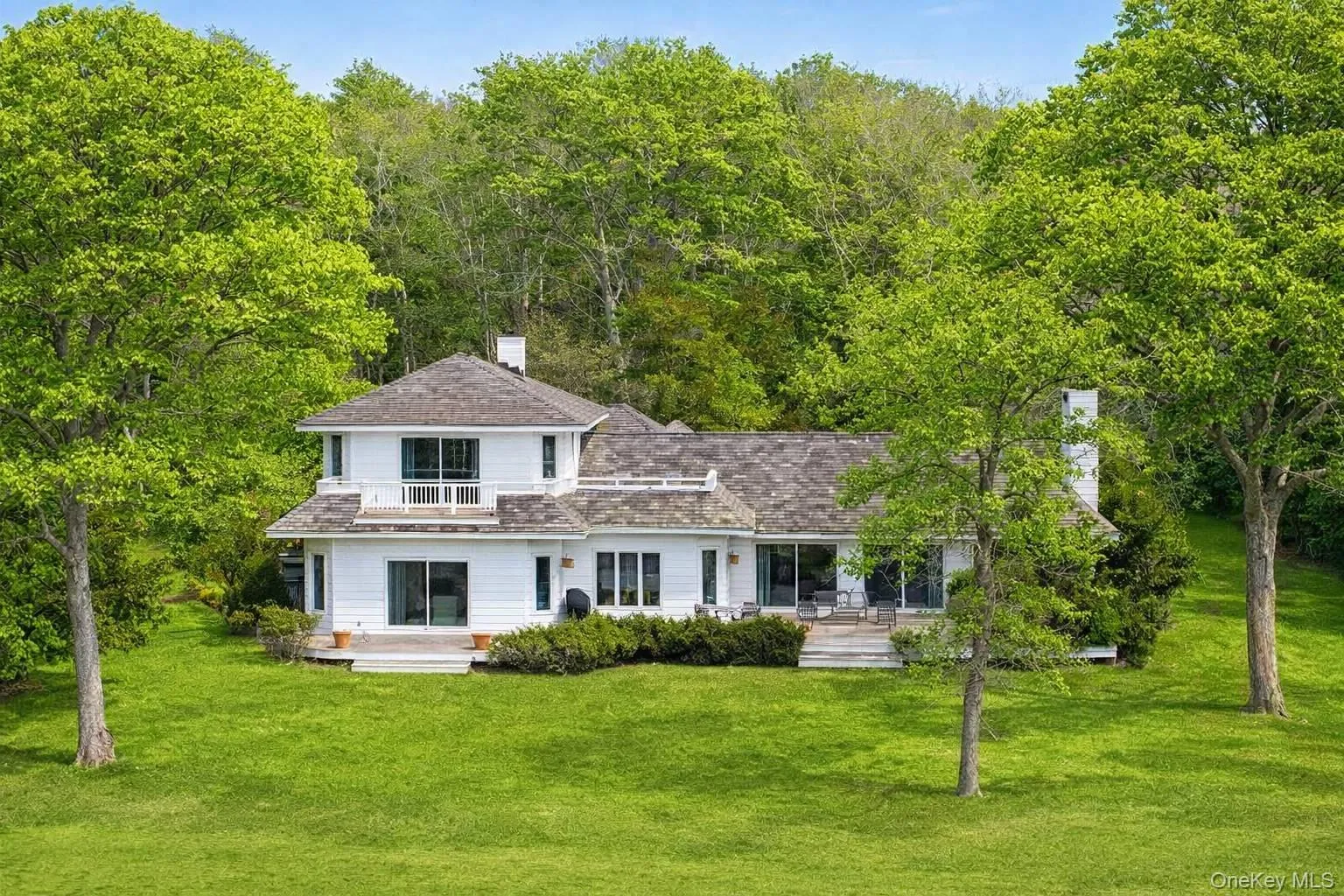 7 Penniman Point Road, Southampton, NY, 4 Bedrooms Bedrooms, 15 Rooms Rooms,3 BathroomsBathrooms,Residential,For Rent,Penniman Point,0,981632 7 Penniman Point Road, Southampton, NY, 4 Bedrooms Bedrooms, 15 Rooms Rooms,3 BathroomsBathrooms,Residential,For Rent,Penniman Point,0,981632