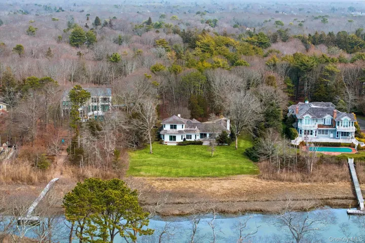 7 Penniman Point Road, Southampton, New York 11959
