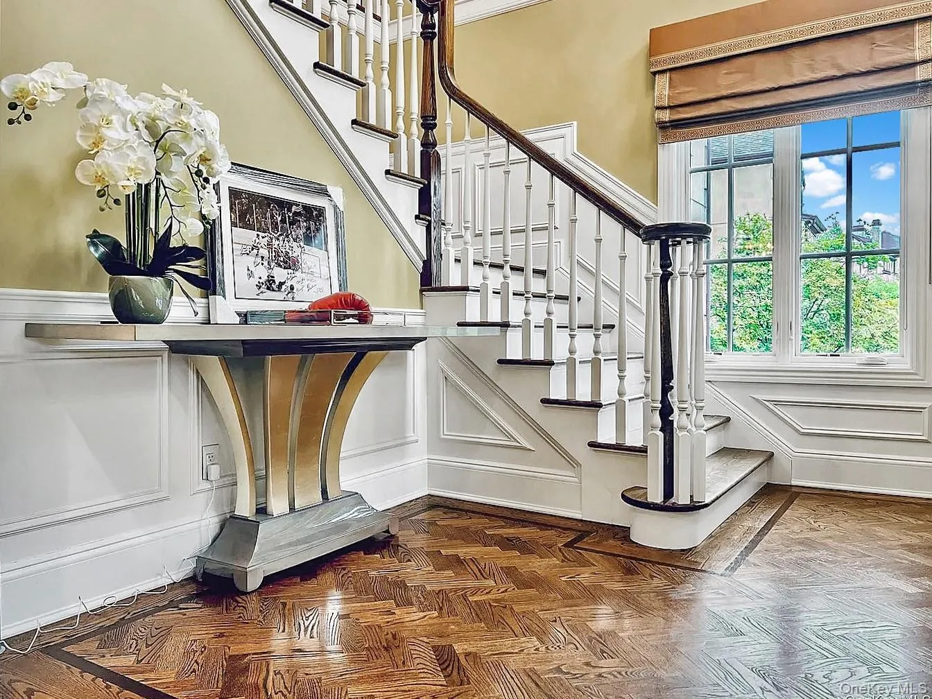 9 Earle Drive, Oyster Bay, NY, 5 Bedrooms Bedrooms, 10 Rooms Rooms,5 BathroomsBathrooms,Residential,For Rent,Earle,0,981636 9 Earle Drive, Oyster Bay, NY, 5 Bedrooms Bedrooms, 10 Rooms Rooms,5 BathroomsBathrooms,Residential,For Rent,Earle,0,981636