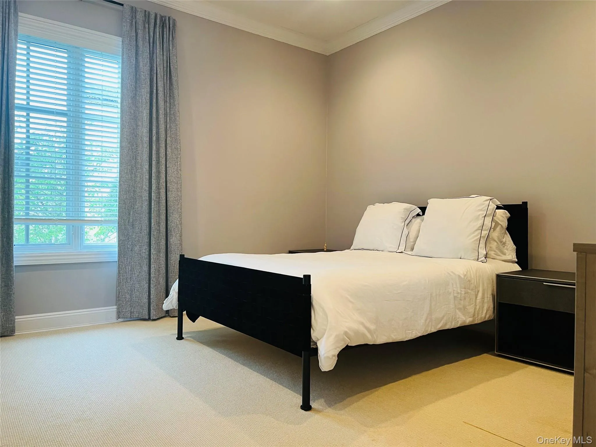 9 Earle Drive, Oyster Bay, NY, 5 Bedrooms Bedrooms, 10 Rooms Rooms,5 BathroomsBathrooms,Residential,For Rent,Earle,0,981636 9 Earle Drive, Oyster Bay, NY, 5 Bedrooms Bedrooms, 10 Rooms Rooms,5 BathroomsBathrooms,Residential,For Rent,Earle,0,981636