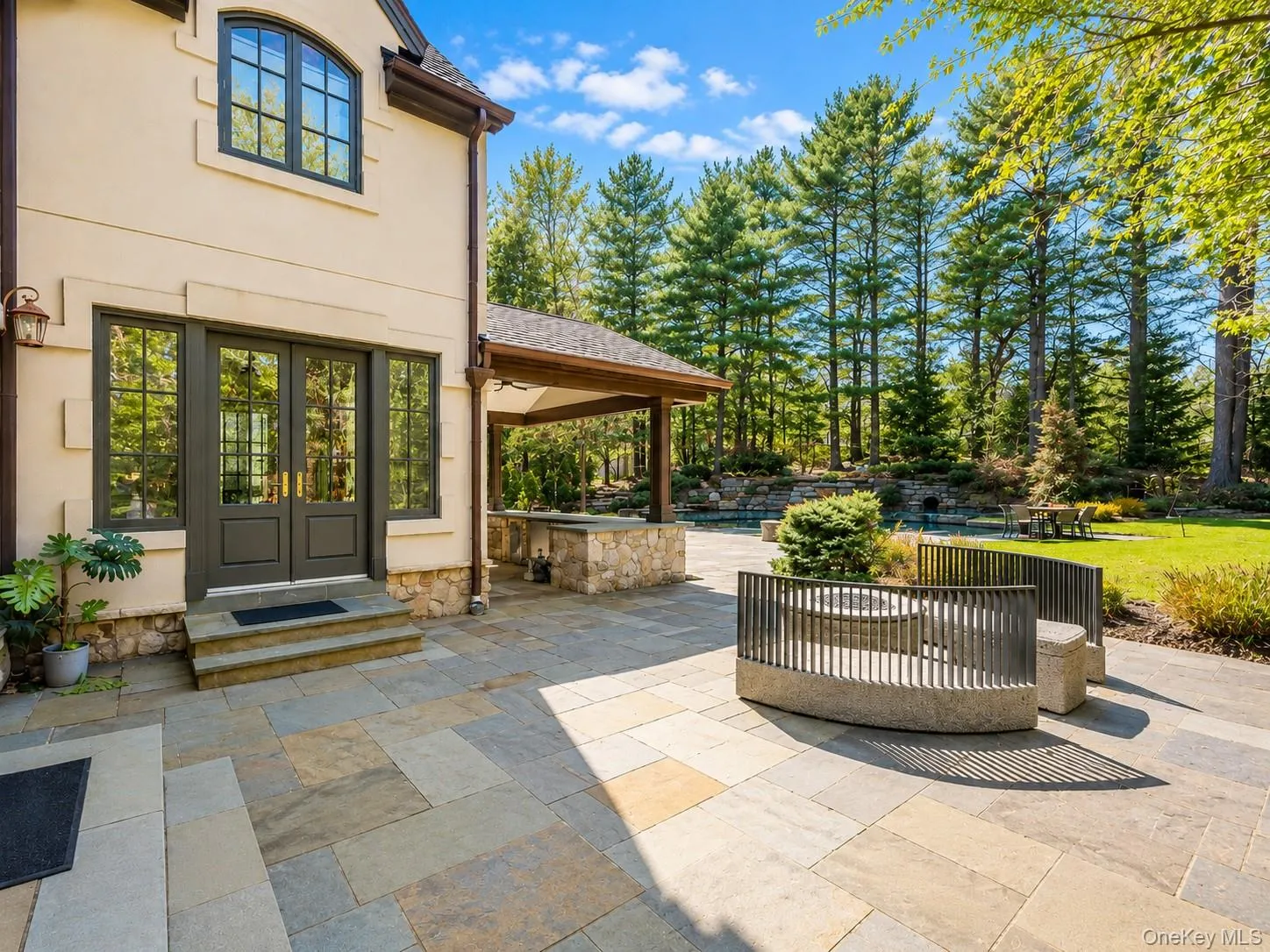 9 Earle Drive, Oyster Bay, NY, 5 Bedrooms Bedrooms, 10 Rooms Rooms,5 BathroomsBathrooms,Residential,For Rent,Earle,0,KEY981636 9 Earle Drive, Oyster Bay, NY, 5 Bedrooms Bedrooms, 10 Rooms Rooms,5 BathroomsBathrooms,Residential,For Rent,Earle,0,KEY981636