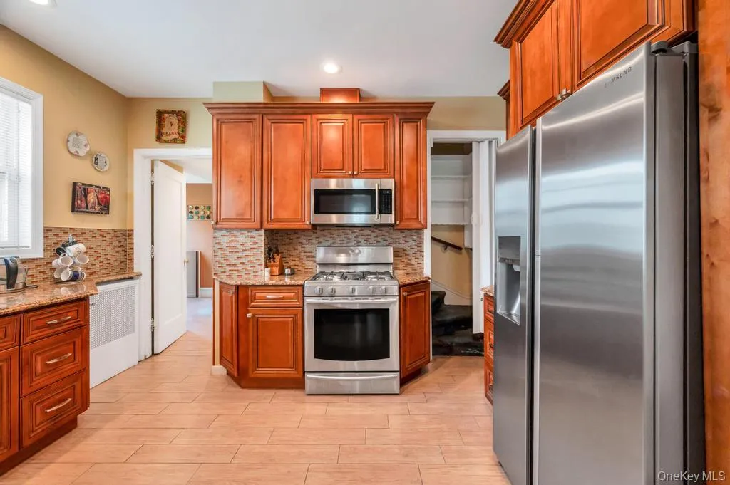 88-35 193rd Street, New York, NY, 5 Bedrooms Bedrooms, 11 Rooms Rooms,3 BathroomsBathrooms,Residential,For Rent,193rd,0,981638 88-35 193rd Street, New York, NY, 5 Bedrooms Bedrooms, 11 Rooms Rooms,3 BathroomsBathrooms,Residential,For Rent,193rd,0,981638