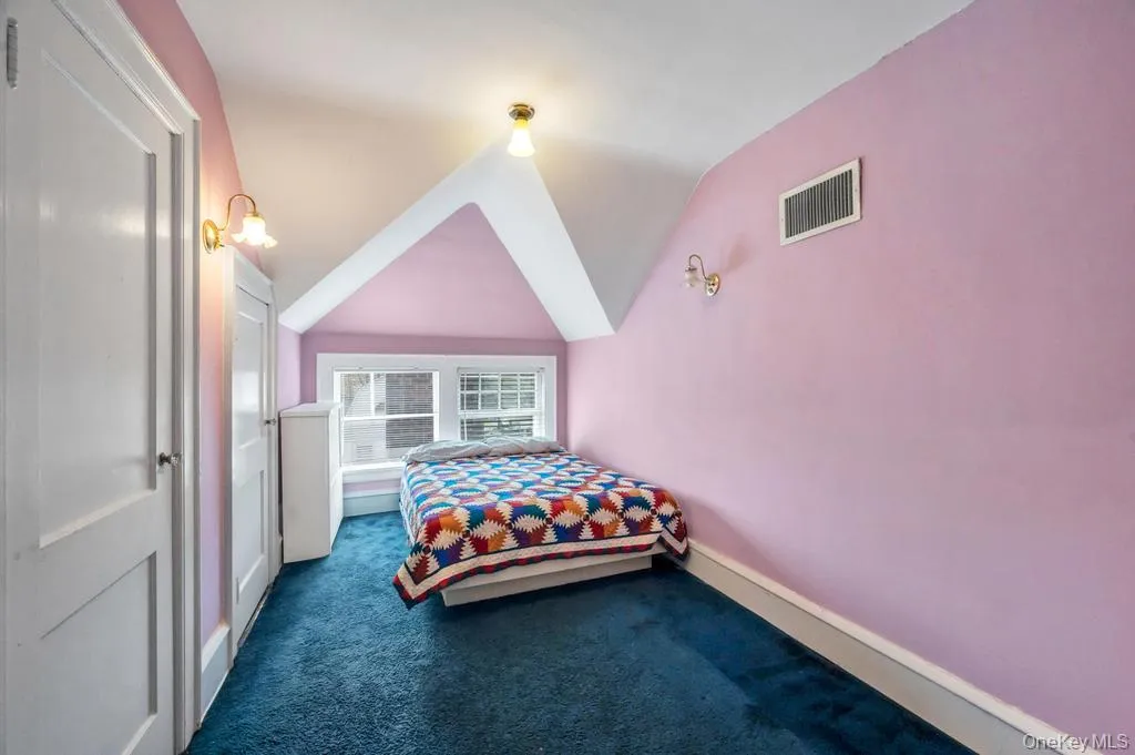 88-35 193rd Street, New York, NY, 5 Bedrooms Bedrooms, 11 Rooms Rooms,3 BathroomsBathrooms,Residential,For Rent,193rd,0,981638 88-35 193rd Street, New York, NY, 5 Bedrooms Bedrooms, 11 Rooms Rooms,3 BathroomsBathrooms,Residential,For Rent,193rd,0,981638