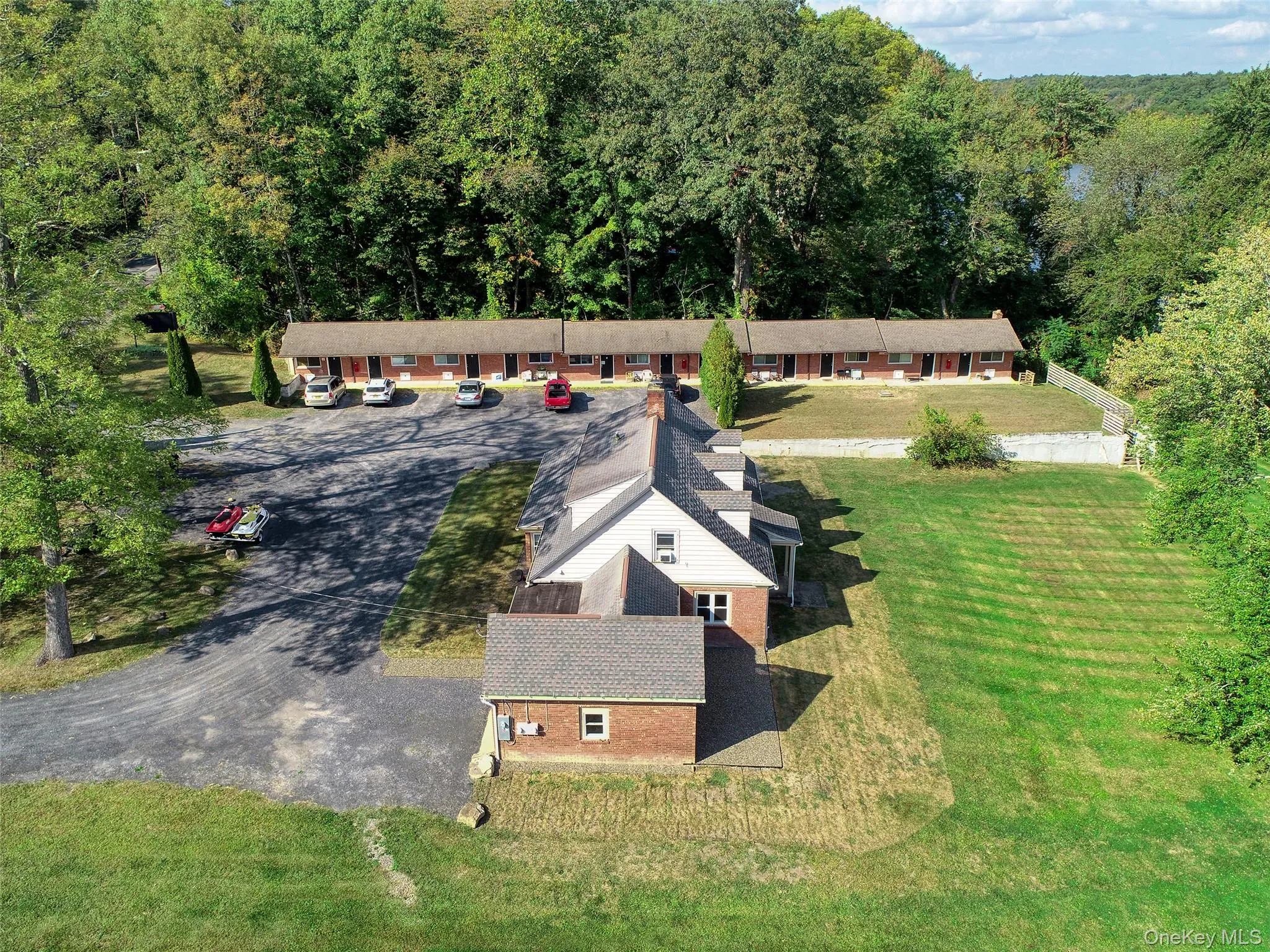 669 Broadway 9W, Esopus, NY, 1 Room Rooms,1 BathroomBathrooms,Residential Lease,For Rent,Broadway 9W,0,981644 669 Broadway 9W, Esopus, NY, 1 Room Rooms,1 BathroomBathrooms,Residential Lease,For Rent,Broadway 9W,0,981644