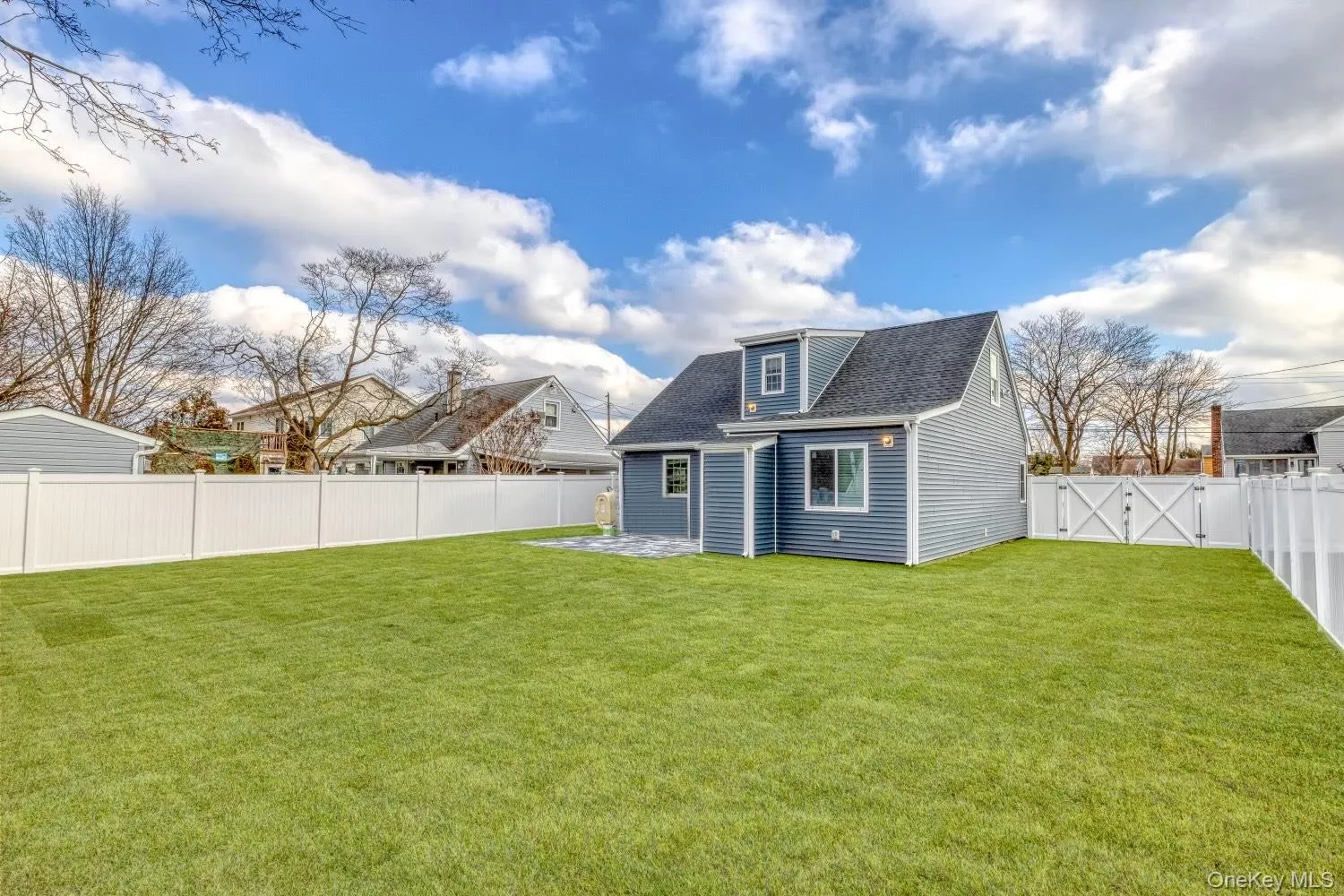 2327 Volante Place, North Hempstead, NY, 4 Bedrooms Bedrooms, 9 Rooms Rooms,2 BathroomsBathrooms,Residential Lease,For Rent,Volante,0,981645 2327 Volante Place, North Hempstead, NY, 4 Bedrooms Bedrooms, 9 Rooms Rooms,2 BathroomsBathrooms,Residential Lease,For Rent,Volante,0,981645