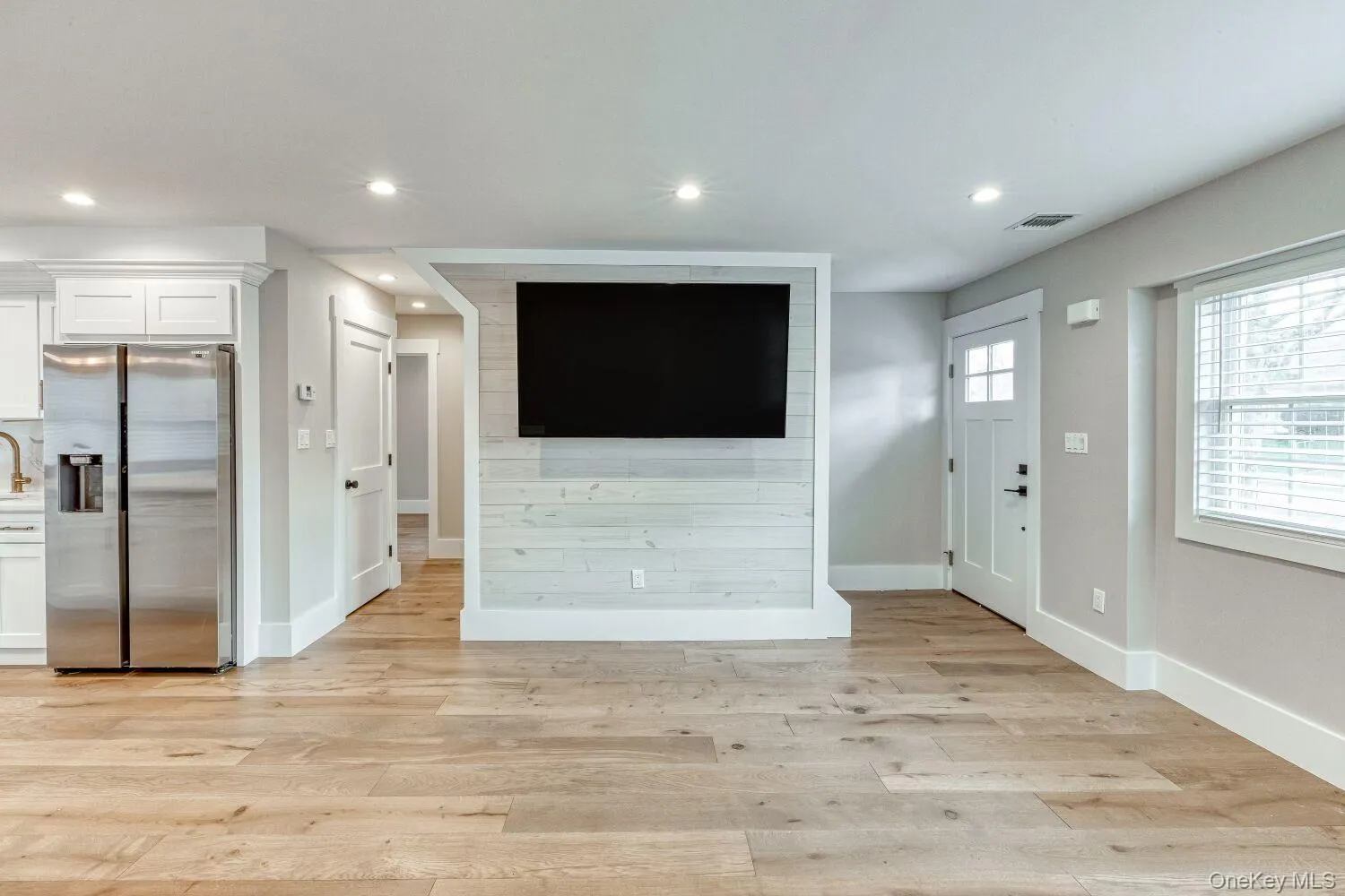 2327 Volante Place, North Hempstead, NY, 4 Bedrooms Bedrooms, 9 Rooms Rooms,2 BathroomsBathrooms,Residential Lease,For Rent,Volante,0,981645 2327 Volante Place, North Hempstead, NY, 4 Bedrooms Bedrooms, 9 Rooms Rooms,2 BathroomsBathrooms,Residential Lease,For Rent,Volante,0,981645