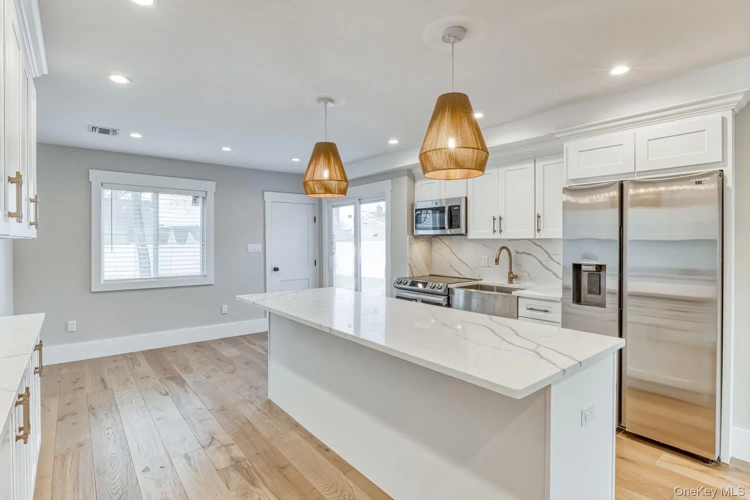 2327 Volante Place, North Hempstead, NY, 4 Bedrooms Bedrooms, 9 Rooms Rooms,2 BathroomsBathrooms,Residential Lease,For Rent,Volante,0,981645 2327 Volante Place, North Hempstead, NY, 4 Bedrooms Bedrooms, 9 Rooms Rooms,2 BathroomsBathrooms,Residential Lease,For Rent,Volante,0,981645