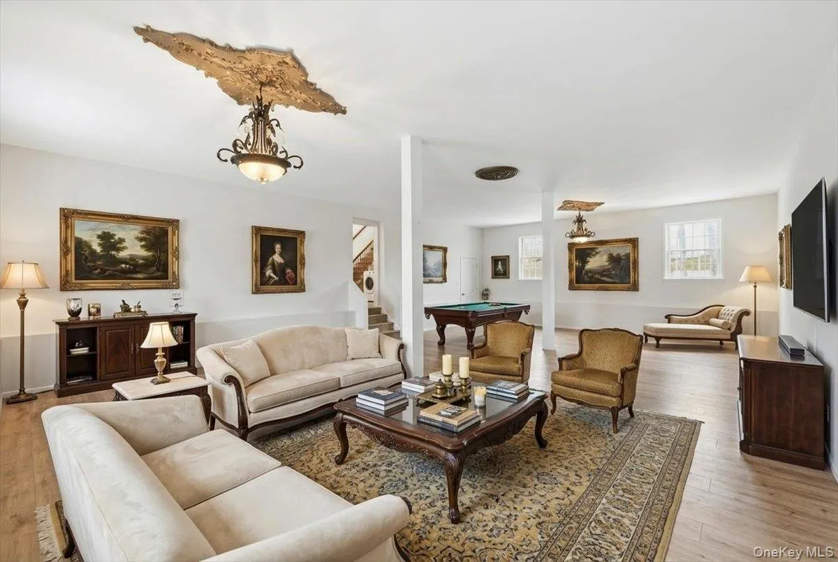48 Private Road, Riverhead, NY, 6 Bedrooms Bedrooms, 14 Rooms Rooms,2 BathroomsBathrooms,Residential,For Rent,Private,0,981657 48 Private Road, Riverhead, NY, 6 Bedrooms Bedrooms, 14 Rooms Rooms,2 BathroomsBathrooms,Residential,For Rent,Private,0,981657