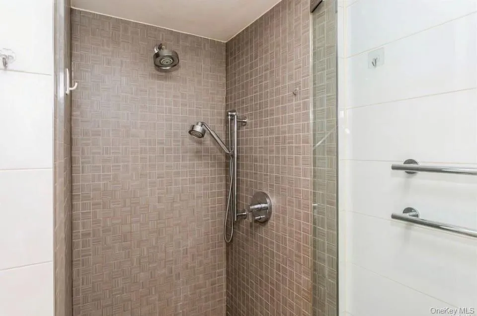 39-16 Prince Street, New York, NY, 1 Bedroom Bedrooms, 3 Rooms Rooms,1 BathroomBathrooms,Residential,For Rent,Prince,0,981669 39-16 Prince Street, New York, NY, 1 Bedroom Bedrooms, 3 Rooms Rooms,1 BathroomBathrooms,Residential,For Rent,Prince,0,981669