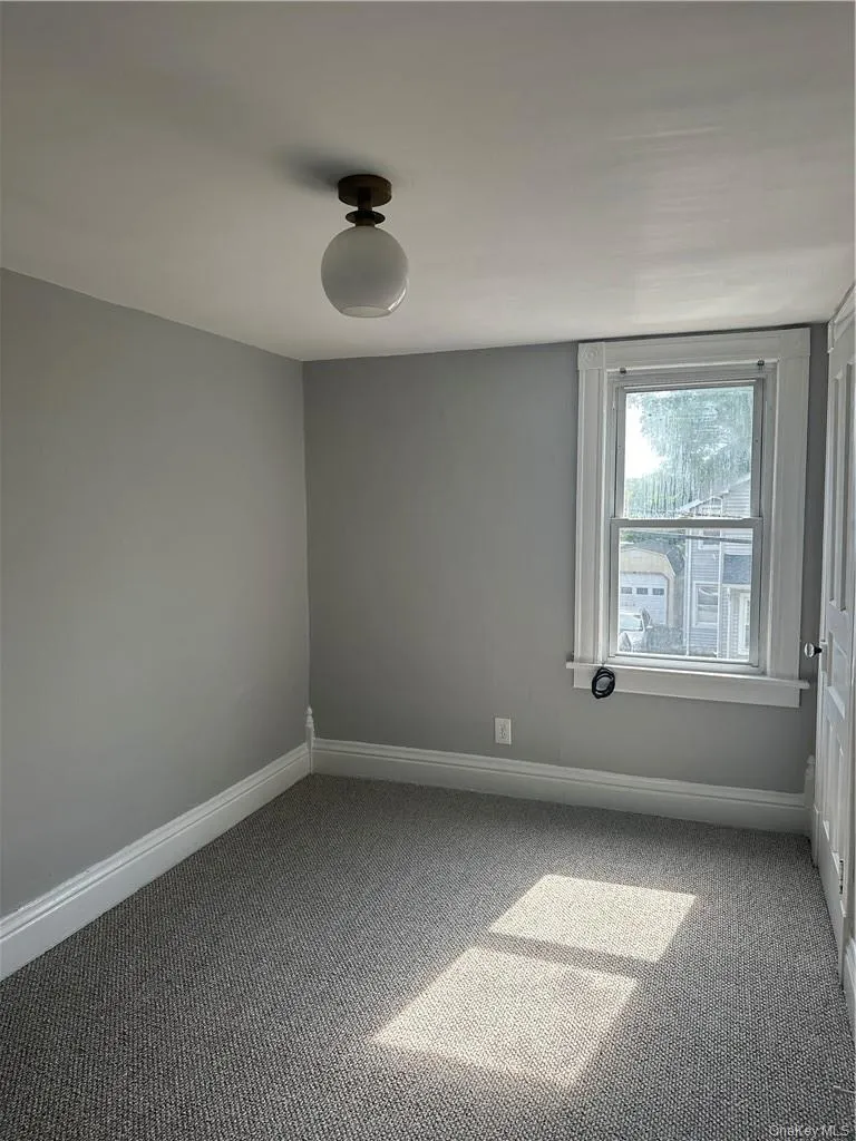 20 Van Buren Street, Warwick (town), NY, 3 Bedrooms Bedrooms, 6 Rooms Rooms,2 BathroomsBathrooms,Residential Lease,For Rent,Van Buren,0,981685 20 Van Buren Street, Warwick (town), NY, 3 Bedrooms Bedrooms, 6 Rooms Rooms,2 BathroomsBathrooms,Residential Lease,For Rent,Van Buren,0,981685