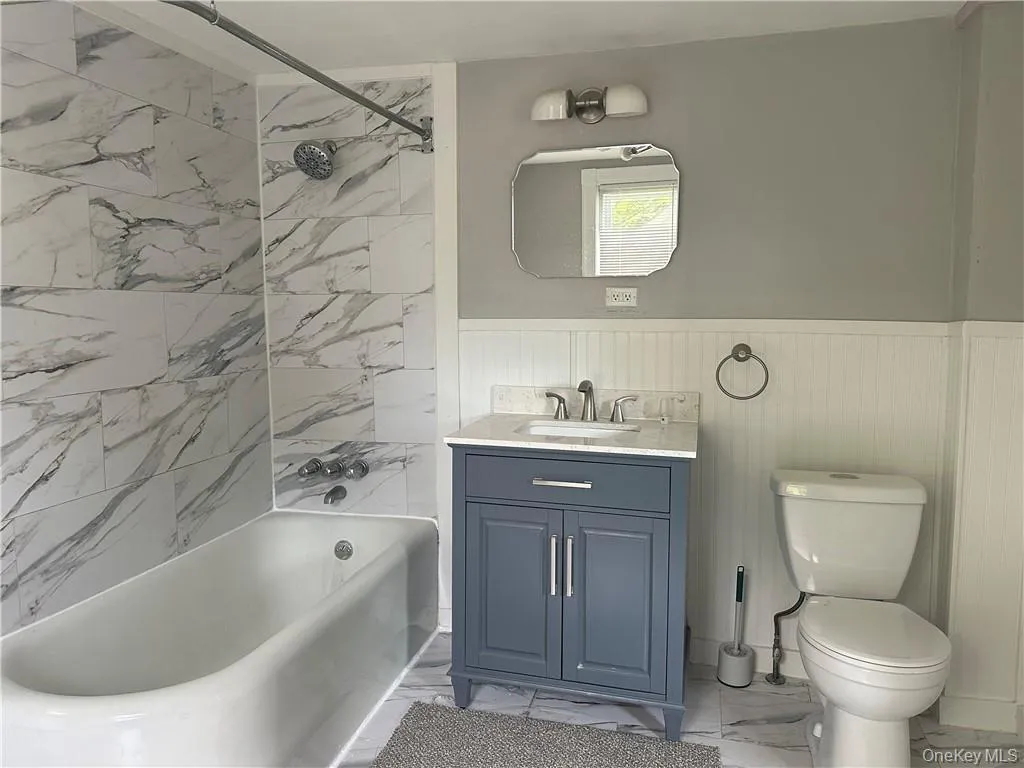 Second floor bath newly remodeled Second floor bath newly remodeled