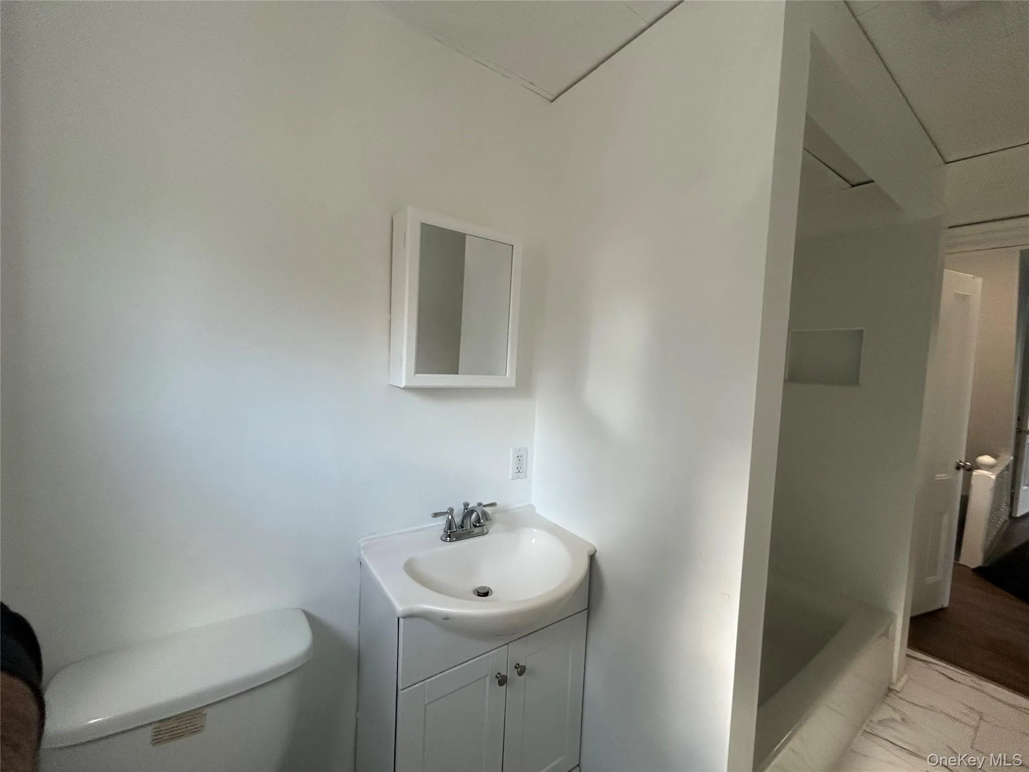 206-208 Main Street, Port Jervis, NY, 1 Bedroom Bedrooms, 4 Rooms Rooms,1 BathroomBathrooms,Residential Lease,For Rent,Main,0,981710 206-208 Main Street, Port Jervis, NY, 1 Bedroom Bedrooms, 4 Rooms Rooms,1 BathroomBathrooms,Residential Lease,For Rent,Main,0,981710