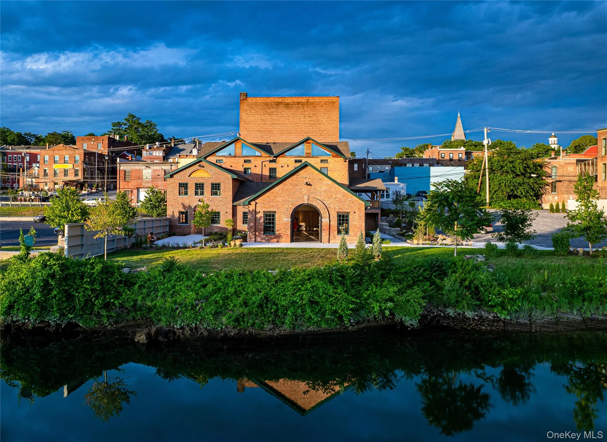 125 Water Street, Catskill, NY, ,Commercial Lease,For Rent,Water,0,981719 125 Water Street, Catskill, NY, ,Commercial Lease,For Rent,Water,0,981719