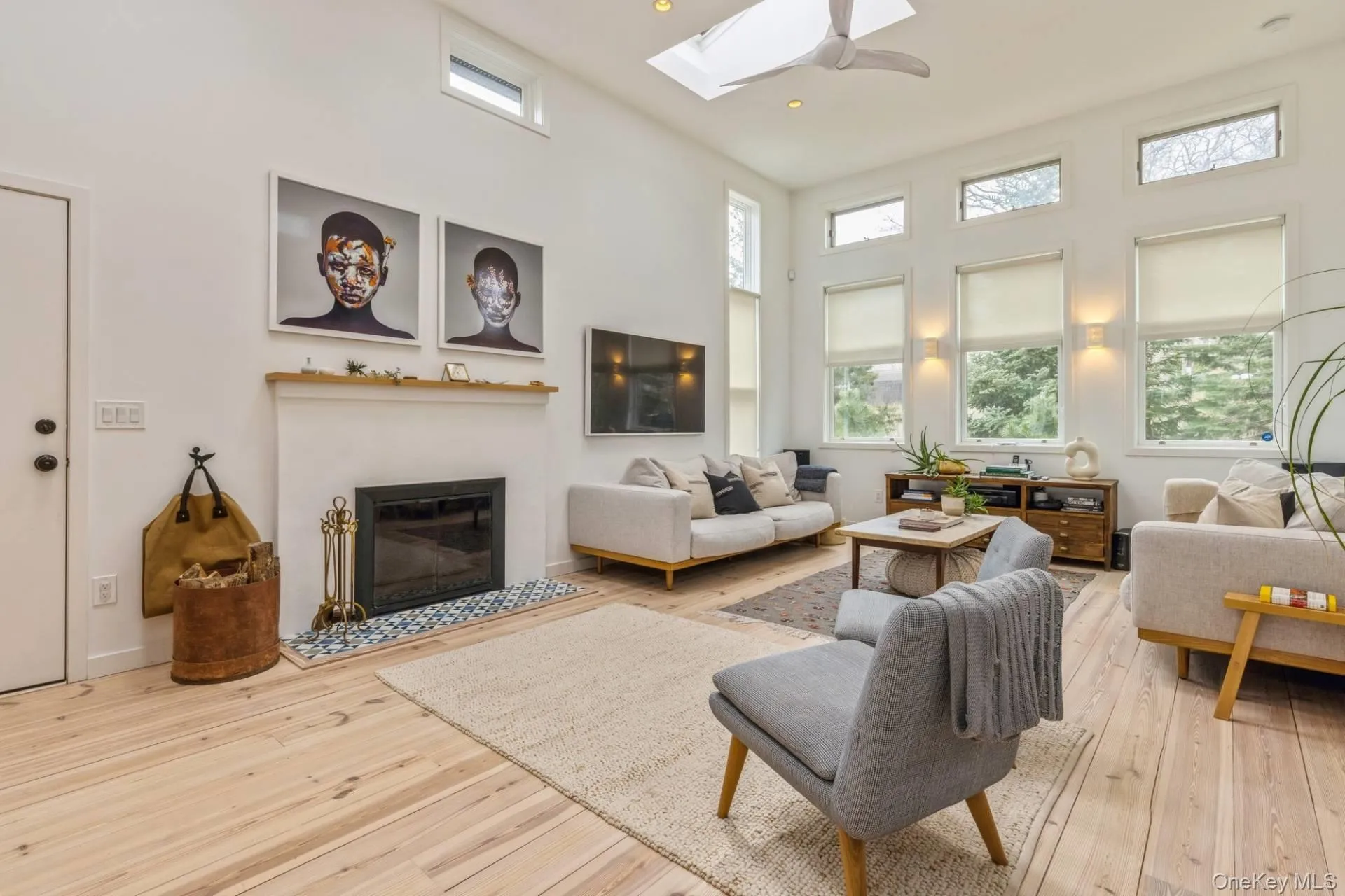 85 Camberly Road, East Hampton, NY, 4 Bedrooms Bedrooms, 7 Rooms Rooms,3 BathroomsBathrooms,Residential Lease,For Rent,Camberly,0,981729 85 Camberly Road, East Hampton, NY, 4 Bedrooms Bedrooms, 7 Rooms Rooms,3 BathroomsBathrooms,Residential Lease,For Rent,Camberly,0,981729