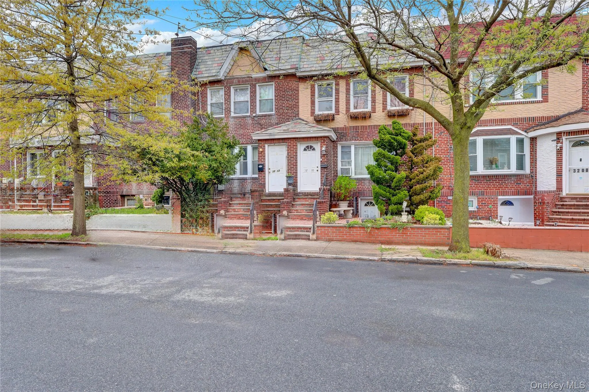 32-12 Baywater Court, New York, NY, 3 Bedrooms Bedrooms, 6 Rooms Rooms,2 BathroomsBathrooms,Residential Sale,For Rent,Baywater,0,981736 32-12 Baywater Court, New York, NY, 3 Bedrooms Bedrooms, 6 Rooms Rooms,2 BathroomsBathrooms,Residential Sale,For Rent,Baywater,0,981736