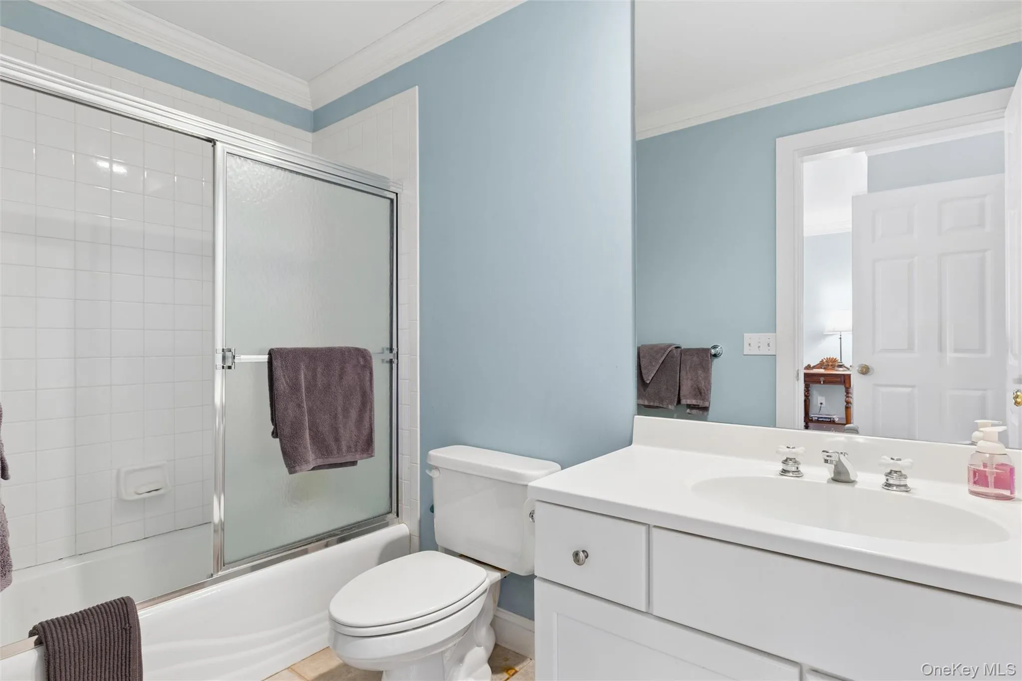 110 Greenleaf Lane, Southampton, NY, 4 Bedrooms Bedrooms, 14 Rooms Rooms,3 BathroomsBathrooms,Residential Lease,For Rent,Greenleaf,0,981739 110 Greenleaf Lane, Southampton, NY, 4 Bedrooms Bedrooms, 14 Rooms Rooms,3 BathroomsBathrooms,Residential Lease,For Rent,Greenleaf,0,981739