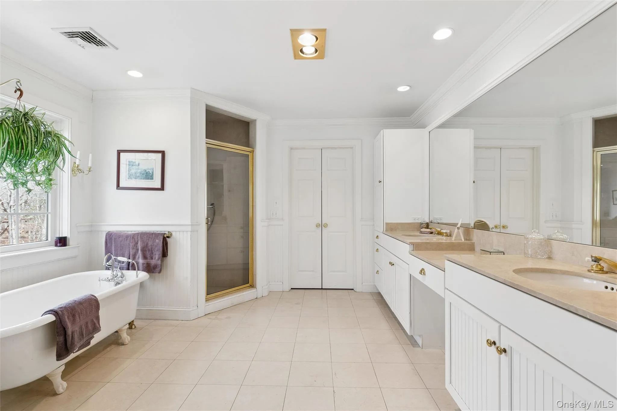 110 Greenleaf Lane, Southampton, NY, 4 Bedrooms Bedrooms, 14 Rooms Rooms,3 BathroomsBathrooms,Residential Lease,For Rent,Greenleaf,0,981739 110 Greenleaf Lane, Southampton, NY, 4 Bedrooms Bedrooms, 14 Rooms Rooms,3 BathroomsBathrooms,Residential Lease,For Rent,Greenleaf,0,981739