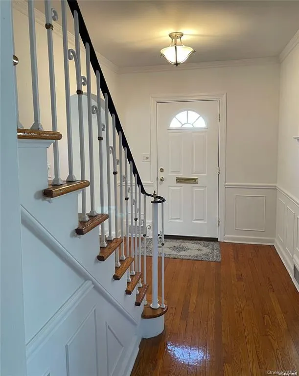 106 Trumbull Road, North Hempstead, NY, 3 Bedrooms Bedrooms, 9 Rooms Rooms,2 BathroomsBathrooms,Residential Lease,For Rent,Trumbull,0,981740 106 Trumbull Road, North Hempstead, NY, 3 Bedrooms Bedrooms, 9 Rooms Rooms,2 BathroomsBathrooms,Residential Lease,For Rent,Trumbull,0,981740