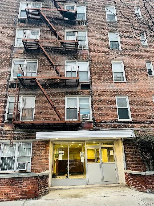 2181 Starling Avenue, New York, NY, 2 Rooms Rooms,1 BathroomBathrooms,Residential Lease,For Rent,Starling,0,981746 2181 Starling Avenue, New York, NY, 2 Rooms Rooms,1 BathroomBathrooms,Residential Lease,For Rent,Starling,0,981746