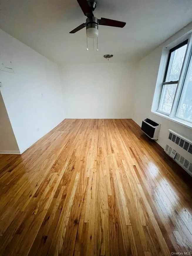 2181 Starling Avenue, New York, NY, 2 Rooms Rooms,1 BathroomBathrooms,Residential Lease,For Rent,Starling,0,981746 2181 Starling Avenue, New York, NY, 2 Rooms Rooms,1 BathroomBathrooms,Residential Lease,For Rent,Starling,0,981746