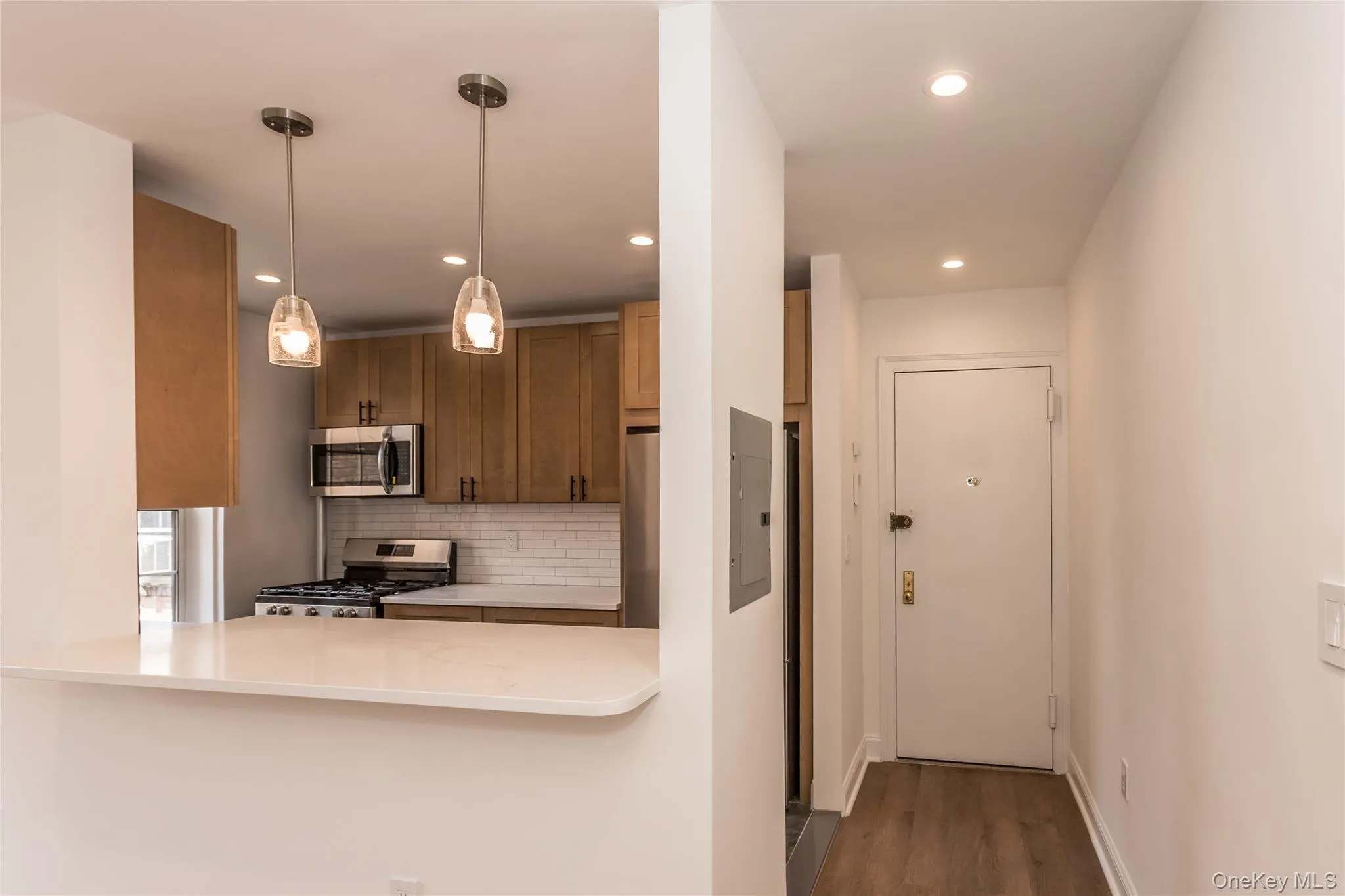 55-23 31 Avenue, New York, NY, 2 Bedrooms Bedrooms, 4 Rooms Rooms,1 BathroomBathrooms,Residential,For Rent,31,0,981749 55-23 31 Avenue, New York, NY, 2 Bedrooms Bedrooms, 4 Rooms Rooms,1 BathroomBathrooms,Residential,For Rent,31,0,981749