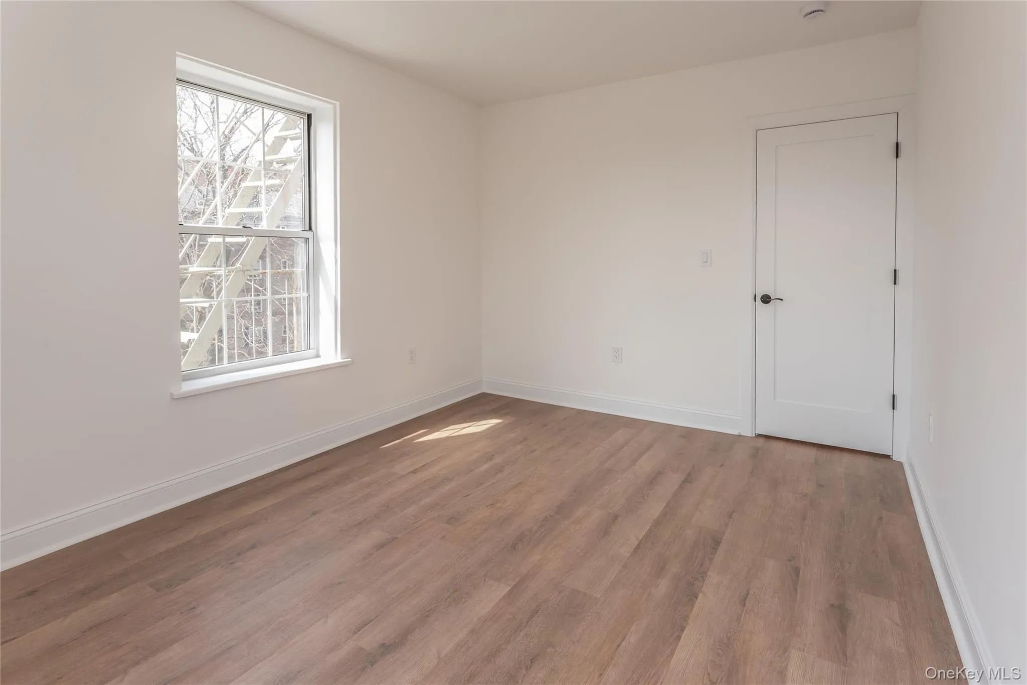 55-23 31 Avenue, New York, NY, 2 Bedrooms Bedrooms, 4 Rooms Rooms,1 BathroomBathrooms,Residential,For Rent,31,0,981749 55-23 31 Avenue, New York, NY, 2 Bedrooms Bedrooms, 4 Rooms Rooms,1 BathroomBathrooms,Residential,For Rent,31,0,981749
