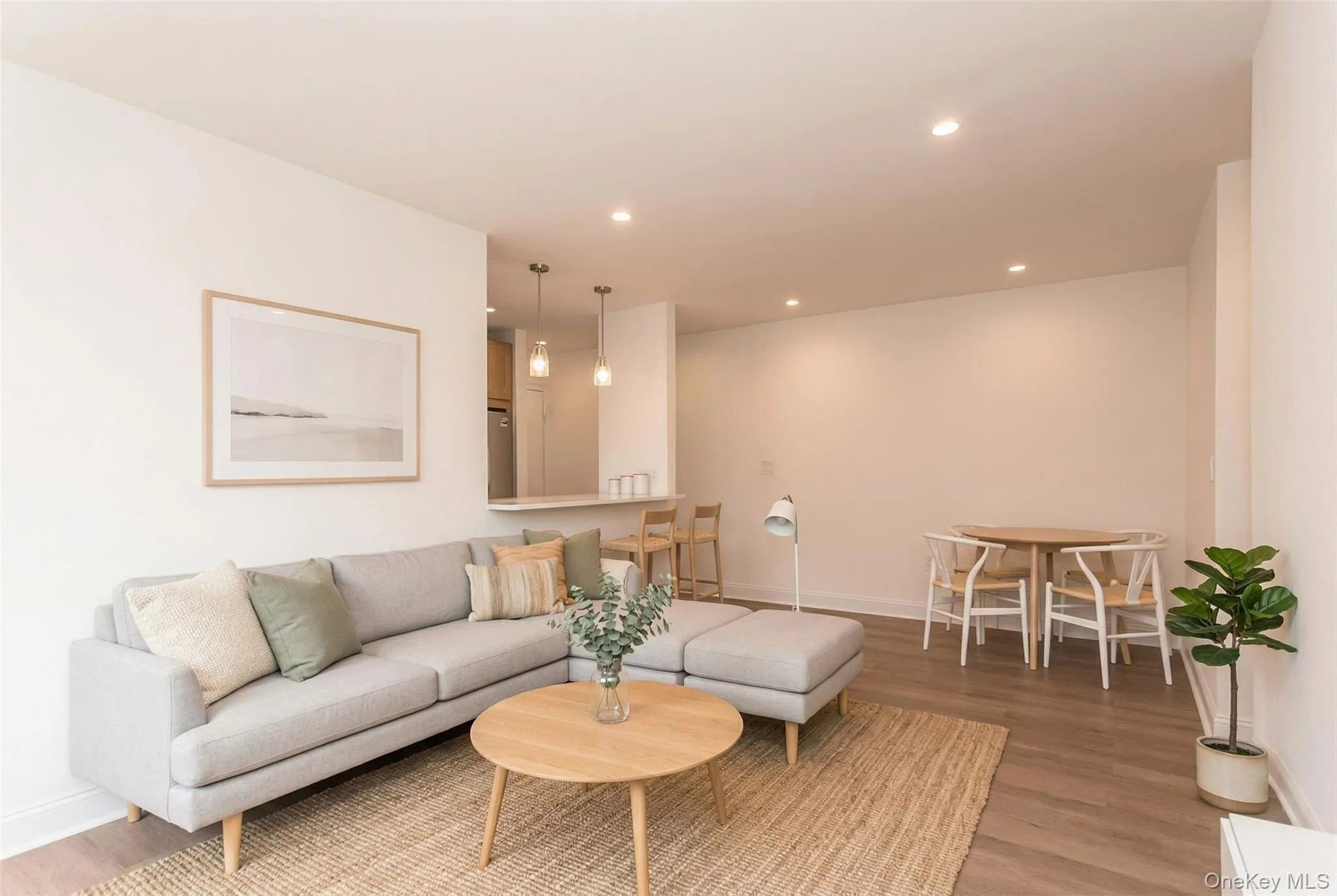 55-23 31 Avenue, New York, NY, 2 Bedrooms Bedrooms, 4 Rooms Rooms,1 BathroomBathrooms,Residential,For Rent,31,0,981749 55-23 31 Avenue, New York, NY, 2 Bedrooms Bedrooms, 4 Rooms Rooms,1 BathroomBathrooms,Residential,For Rent,31,0,981749