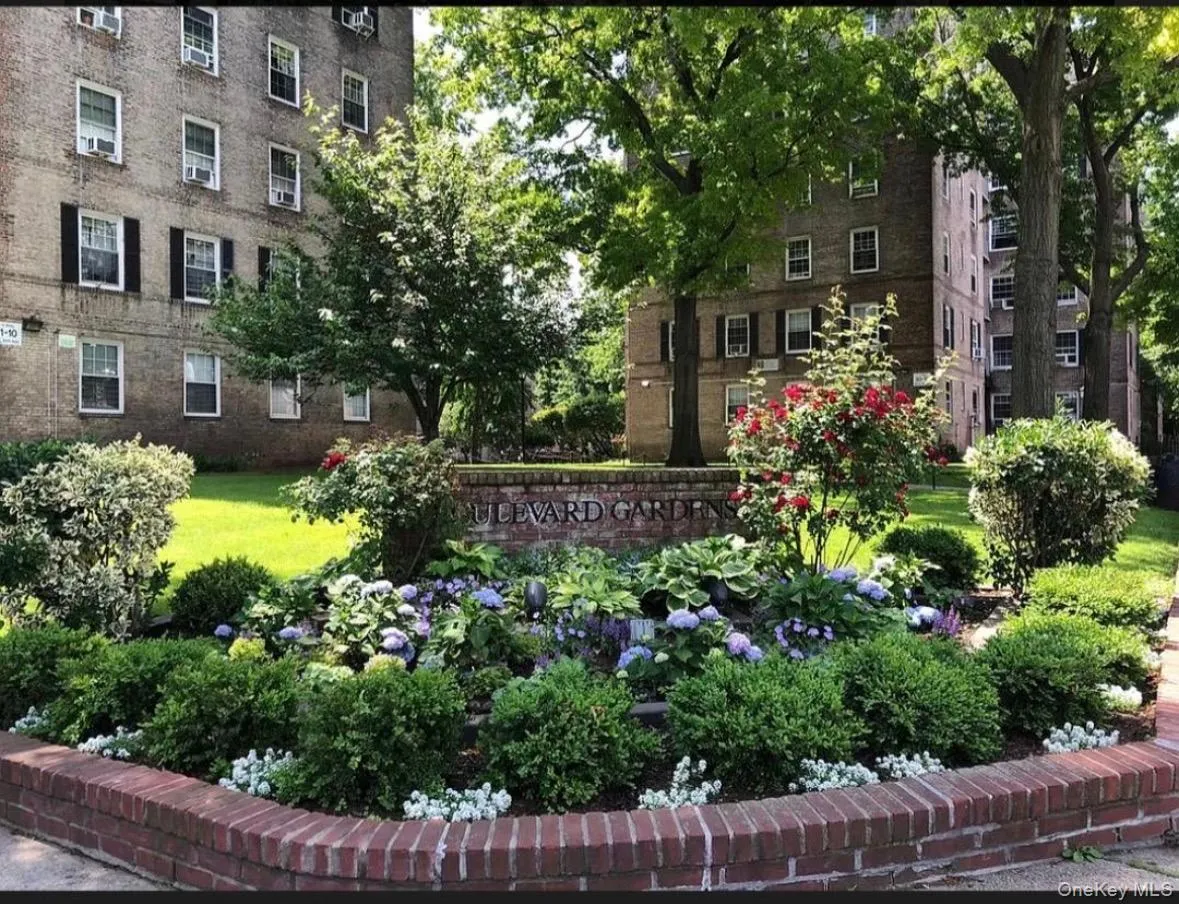 55-23 31 Avenue, New York, NY, 2 Bedrooms Bedrooms, 4 Rooms Rooms,1 BathroomBathrooms,Residential,For Rent,31,0,981749 55-23 31 Avenue, New York, NY, 2 Bedrooms Bedrooms, 4 Rooms Rooms,1 BathroomBathrooms,Residential,For Rent,31,0,981749