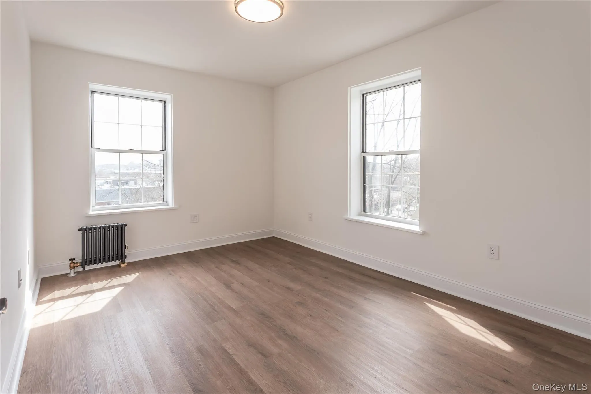 55-23 31 Avenue, New York, NY, 2 Bedrooms Bedrooms, 4 Rooms Rooms,1 BathroomBathrooms,Residential,For Rent,31,0,981749 55-23 31 Avenue, New York, NY, 2 Bedrooms Bedrooms, 4 Rooms Rooms,1 BathroomBathrooms,Residential,For Rent,31,0,981749