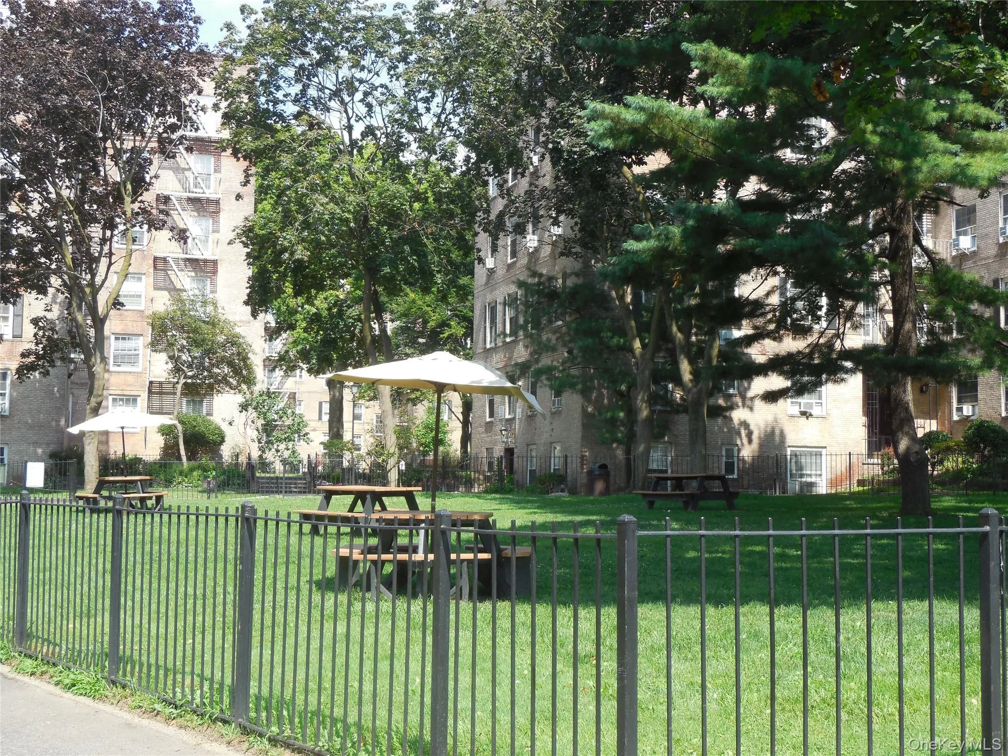 55-23 31 Avenue, New York, NY, 2 Bedrooms Bedrooms, 4 Rooms Rooms,1 BathroomBathrooms,Residential,For Rent,31,0,981749 55-23 31 Avenue, New York, NY, 2 Bedrooms Bedrooms, 4 Rooms Rooms,1 BathroomBathrooms,Residential,For Rent,31,0,981749