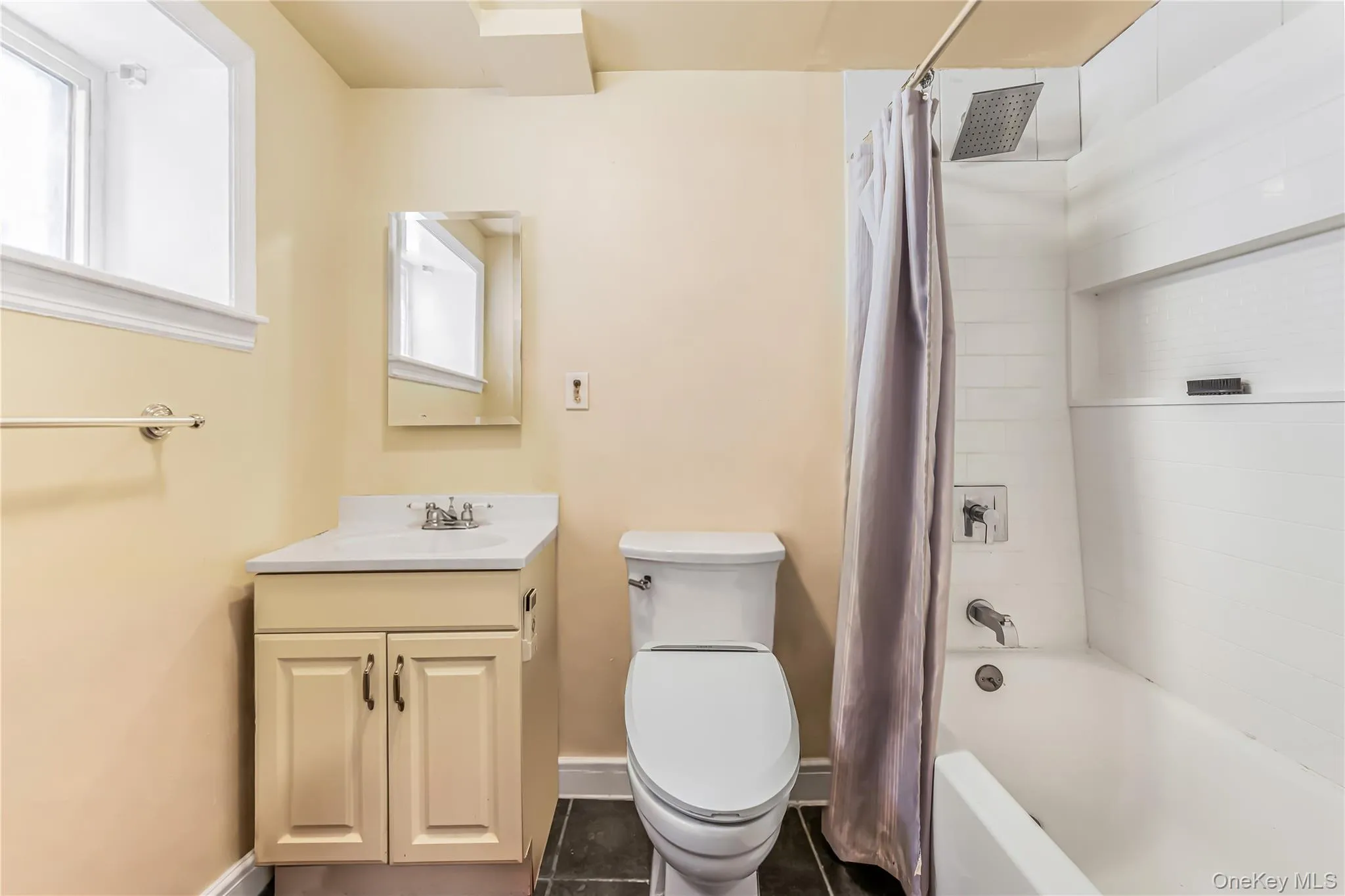 2515 Woodhull Avenue, New York, NY, 3 Bedrooms Bedrooms, 5 Rooms Rooms,2 BathroomsBathrooms,Residential,For Rent,Woodhull,0,981765 2515 Woodhull Avenue, New York, NY, 3 Bedrooms Bedrooms, 5 Rooms Rooms,2 BathroomsBathrooms,Residential,For Rent,Woodhull,0,981765