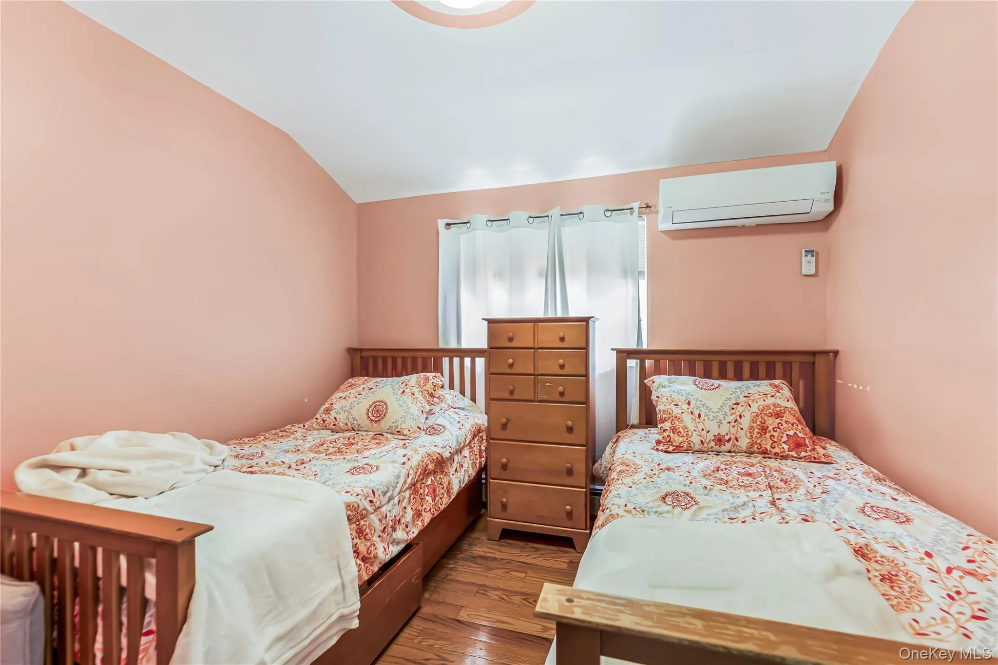 2515 Woodhull Avenue, New York, NY, 3 Bedrooms Bedrooms, 5 Rooms Rooms,2 BathroomsBathrooms,Residential,For Rent,Woodhull,0,981765 2515 Woodhull Avenue, New York, NY, 3 Bedrooms Bedrooms, 5 Rooms Rooms,2 BathroomsBathrooms,Residential,For Rent,Woodhull,0,981765