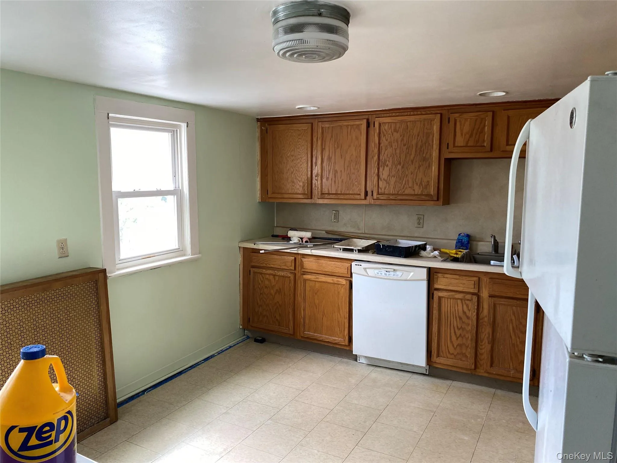 31 Liberty Street, Middletown, NY, 2 Bedrooms Bedrooms, 4 Rooms Rooms,1 BathroomBathrooms,Residential Lease,For Rent,Liberty,0,981775 31 Liberty Street, Middletown, NY, 2 Bedrooms Bedrooms, 4 Rooms Rooms,1 BathroomBathrooms,Residential Lease,For Rent,Liberty,0,981775