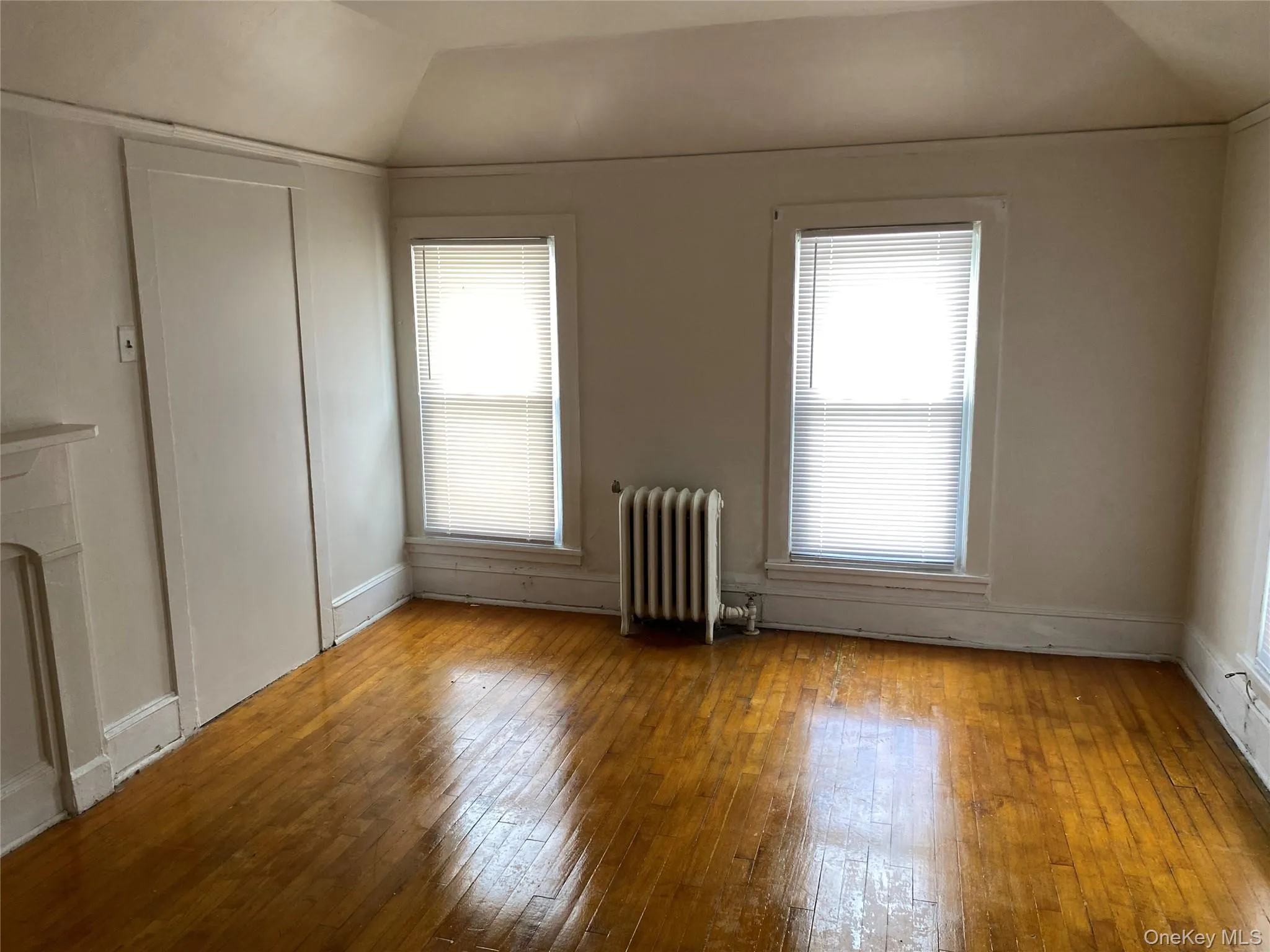 31 Liberty Street, Middletown, NY, 2 Bedrooms Bedrooms, 4 Rooms Rooms,1 BathroomBathrooms,Residential Lease,For Rent,Liberty,0,981775 31 Liberty Street, Middletown, NY, 2 Bedrooms Bedrooms, 4 Rooms Rooms,1 BathroomBathrooms,Residential Lease,For Rent,Liberty,0,981775